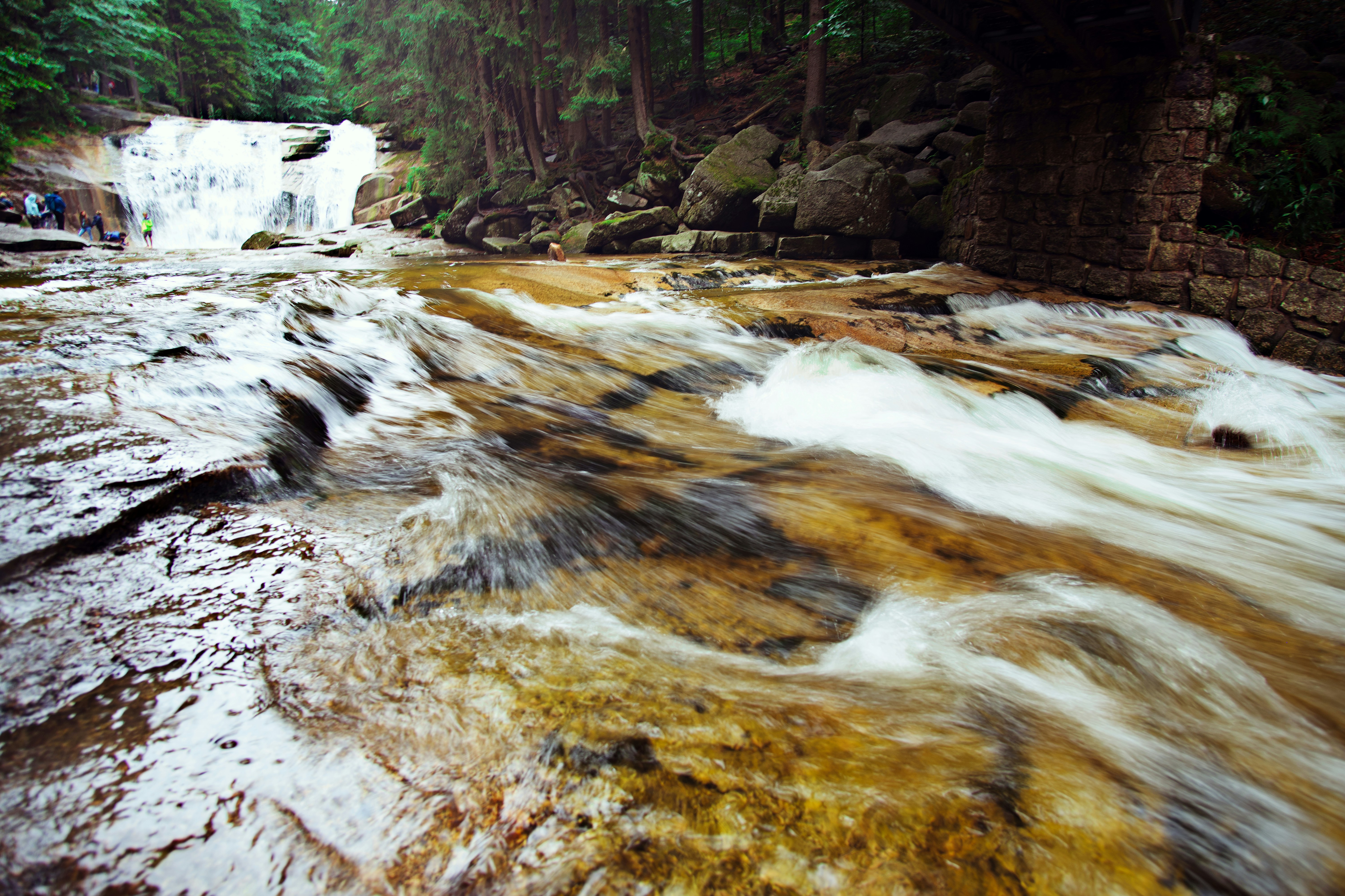 Photo by k_sariwating