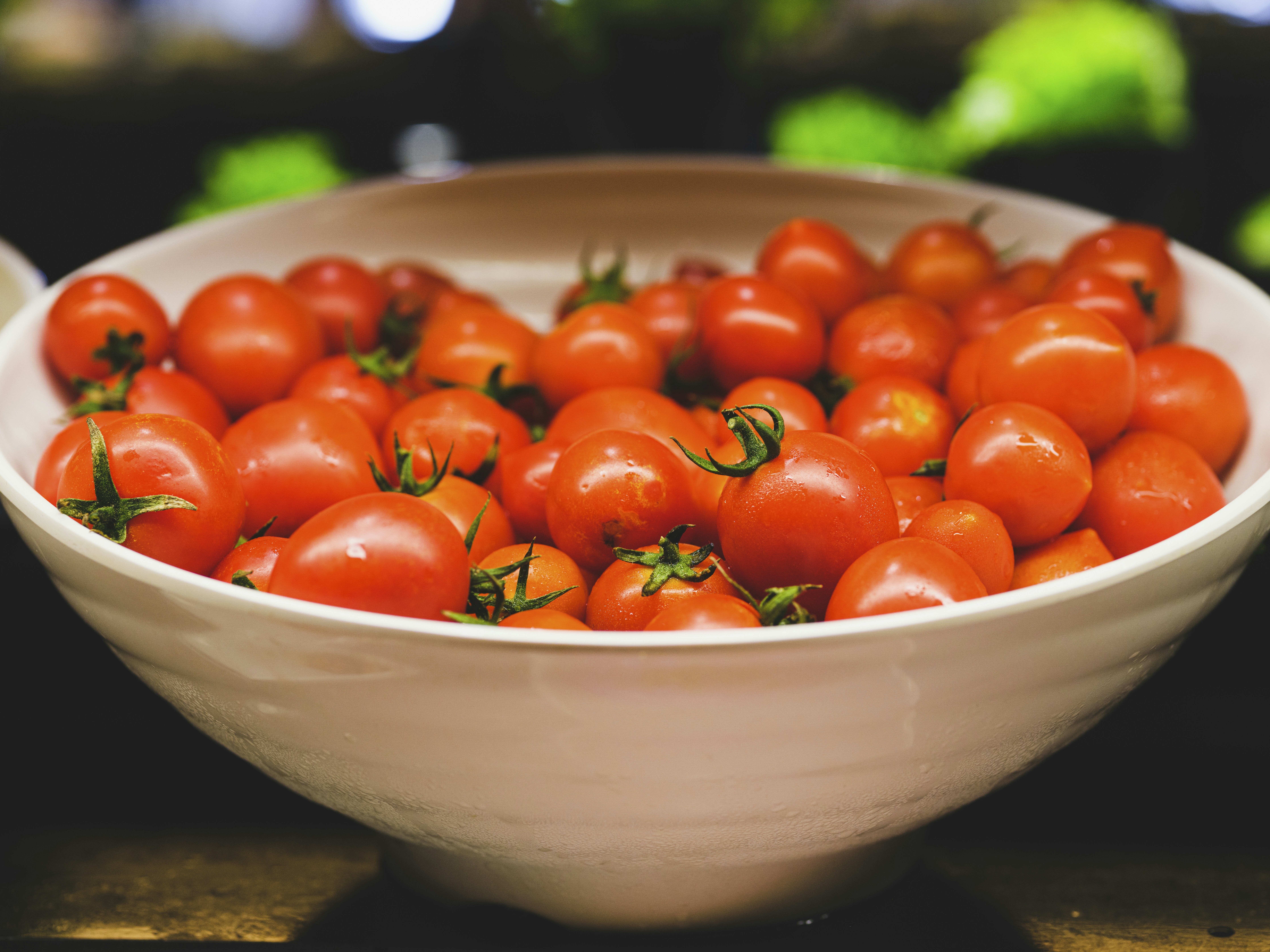 a bowl of tomatoes