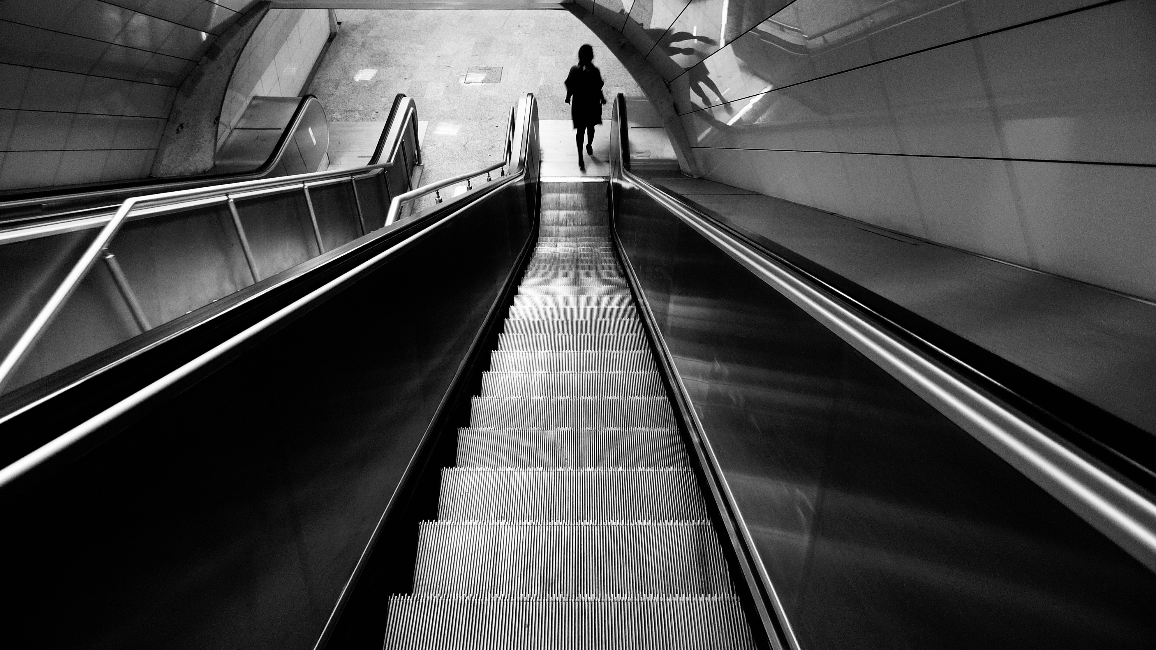 Photo by lifelivedinmono