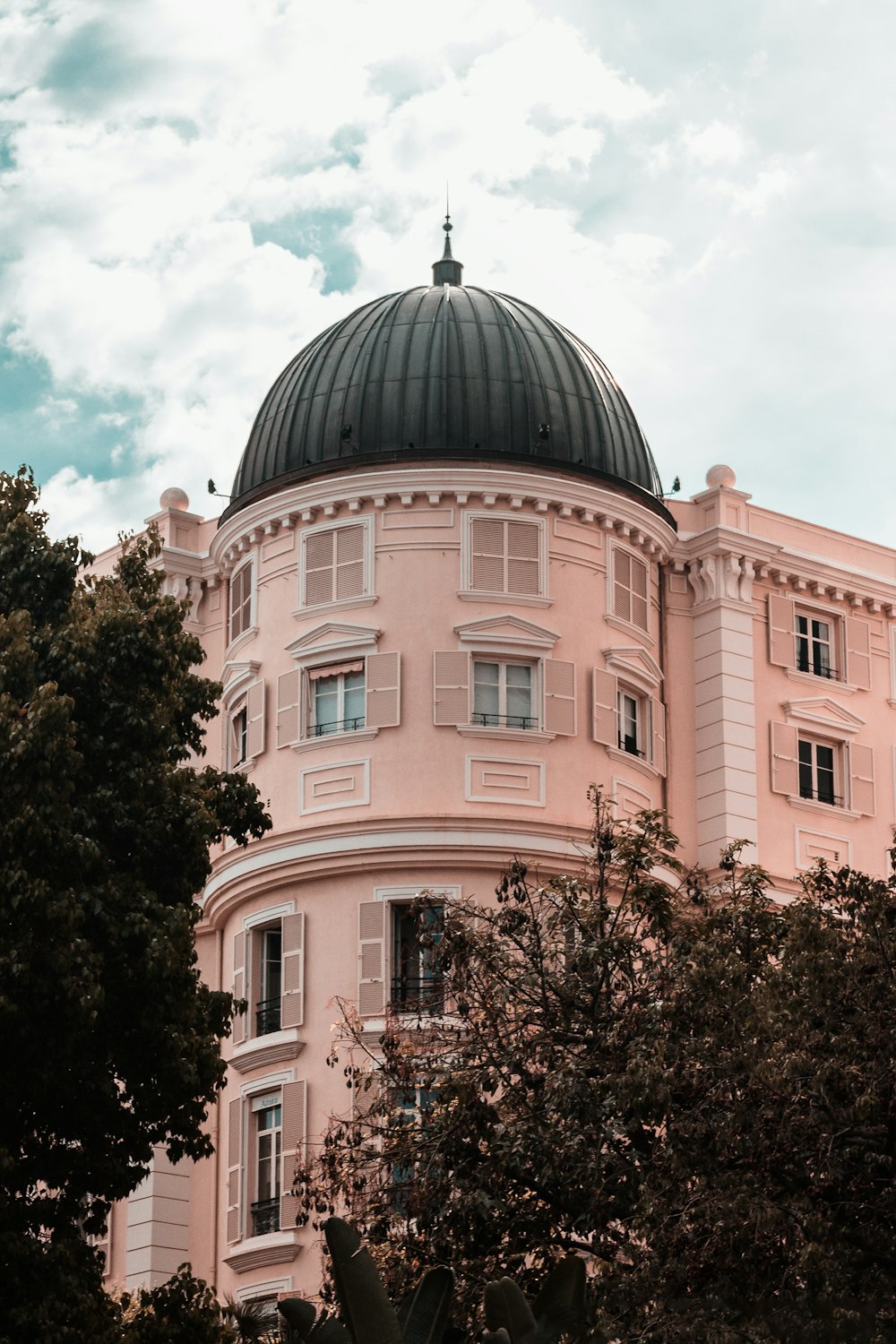 a large building with a dome