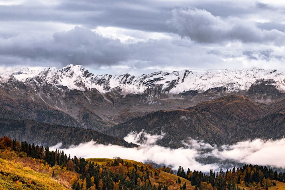 a snowy mountain range