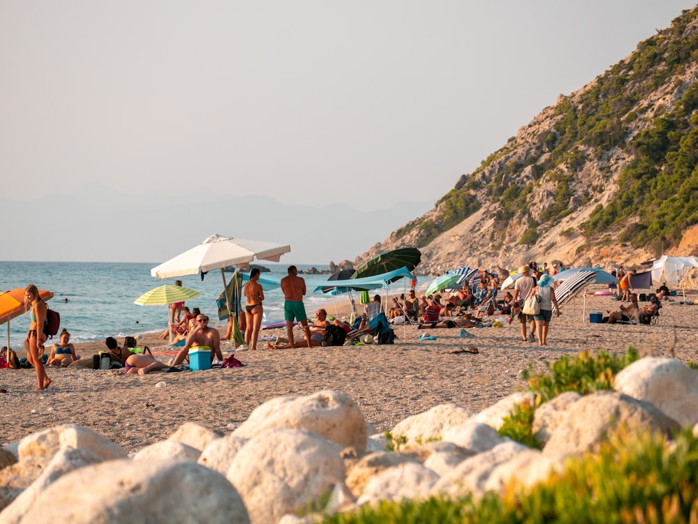 Gente en una playa