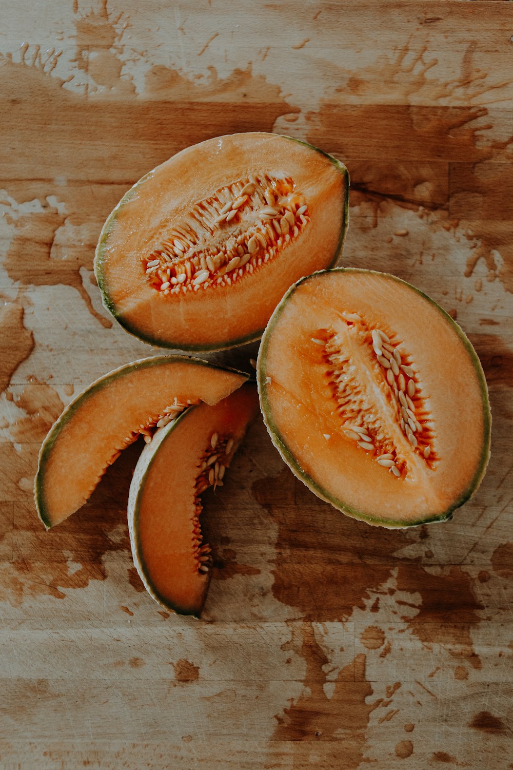 a group of sliced avocados