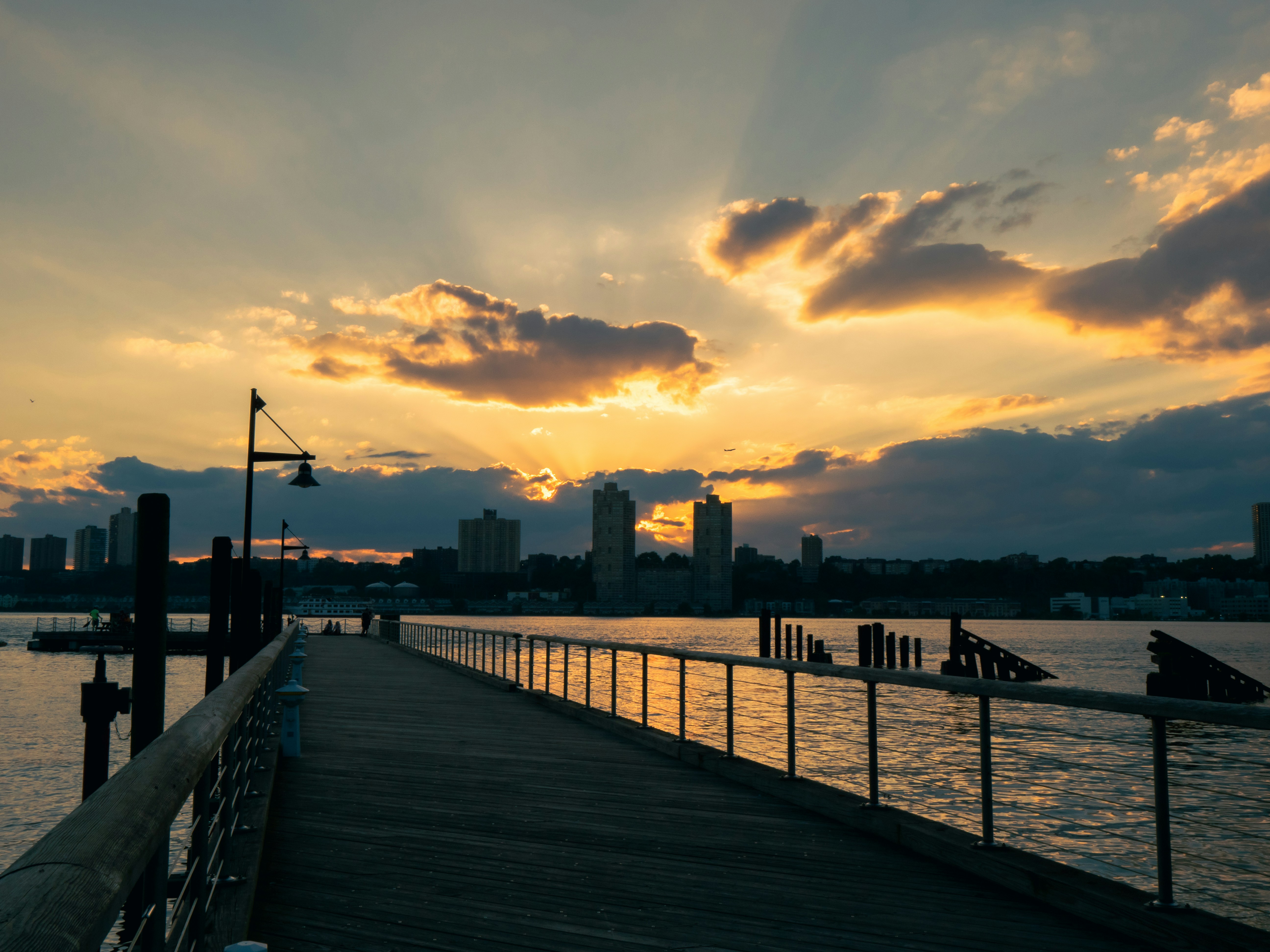 Photo by gabrielalmanzar