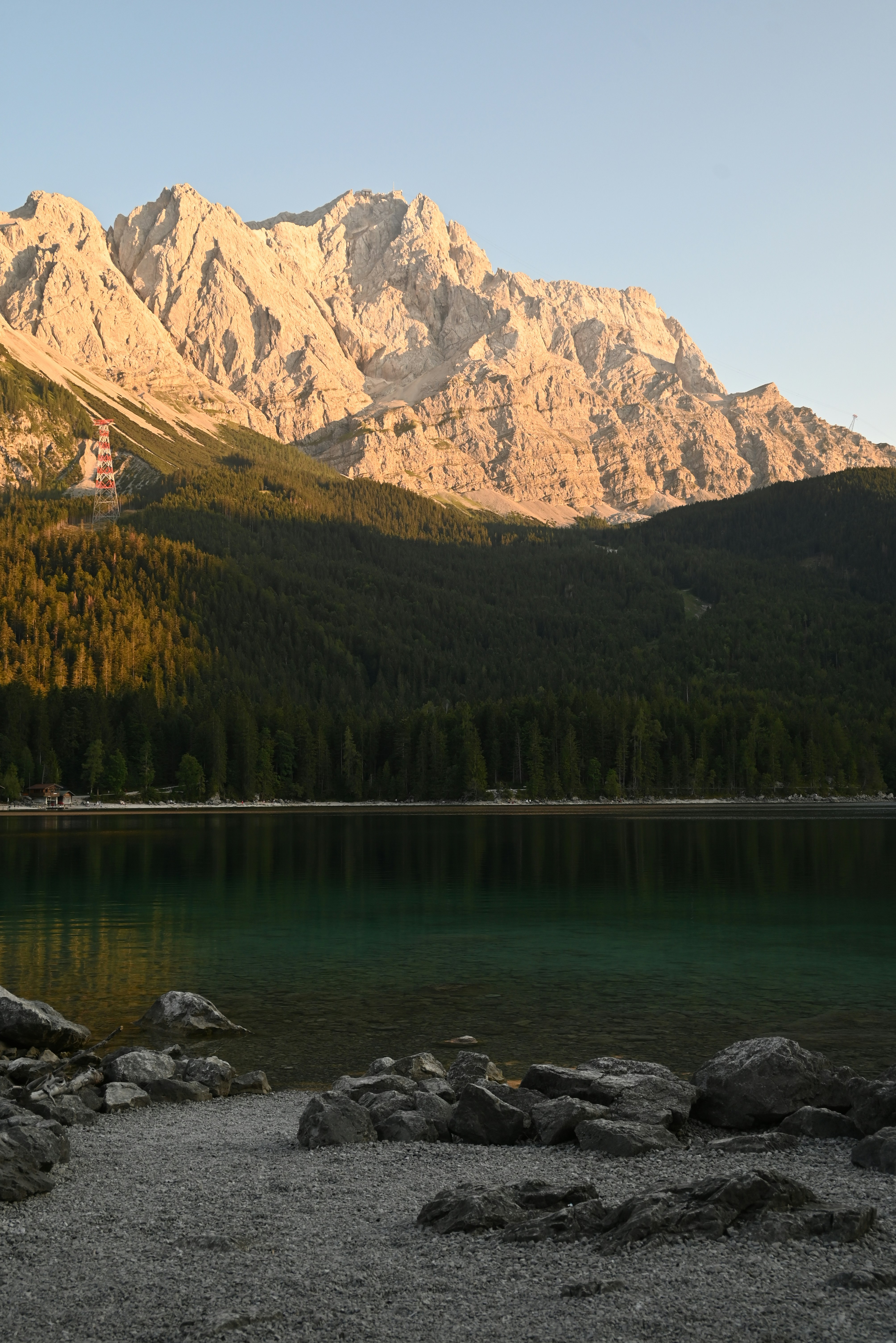 Photo by mortezakhalili