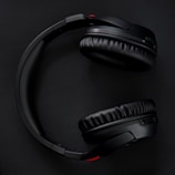 a black computer mouse