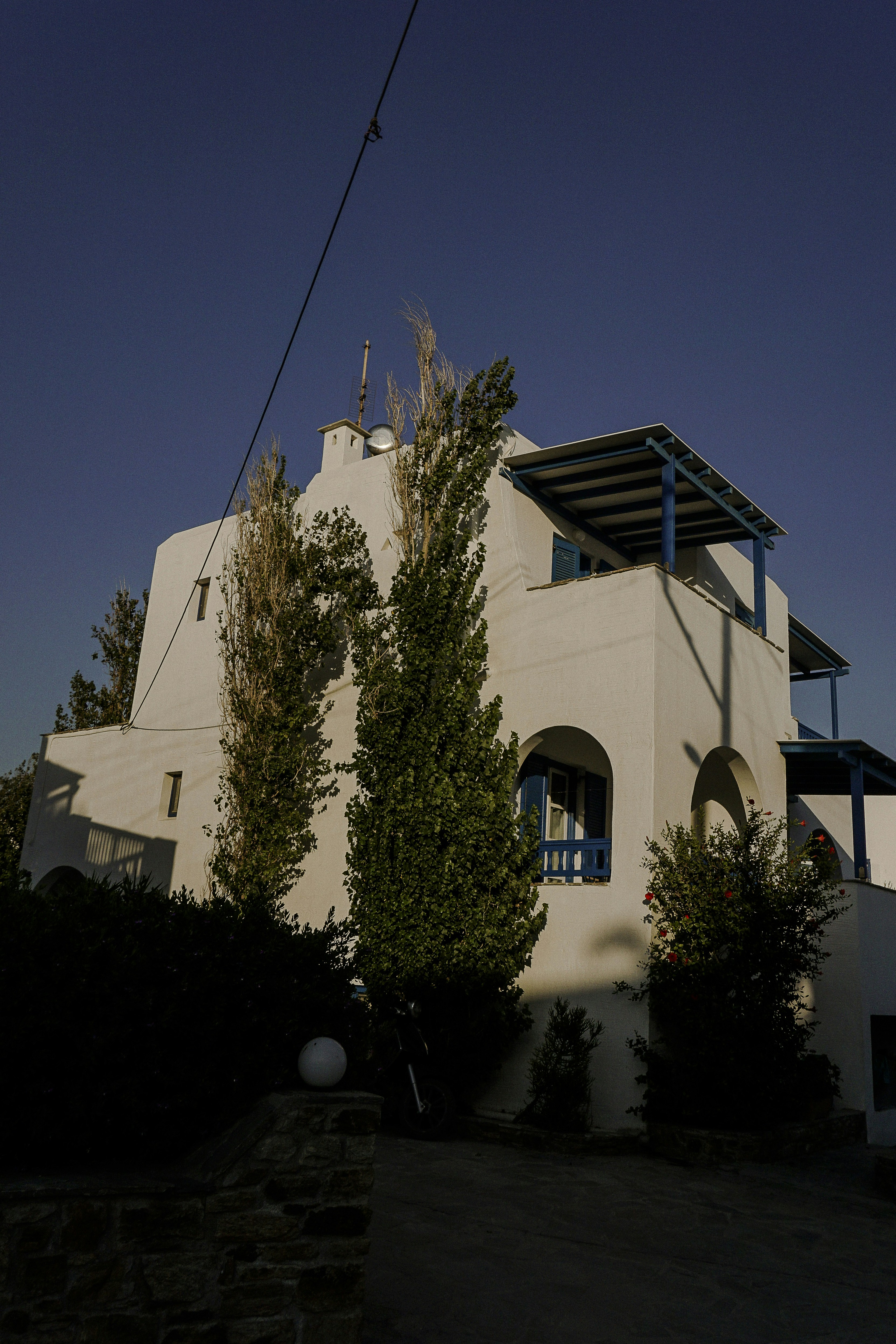 Photo by joelarbaje