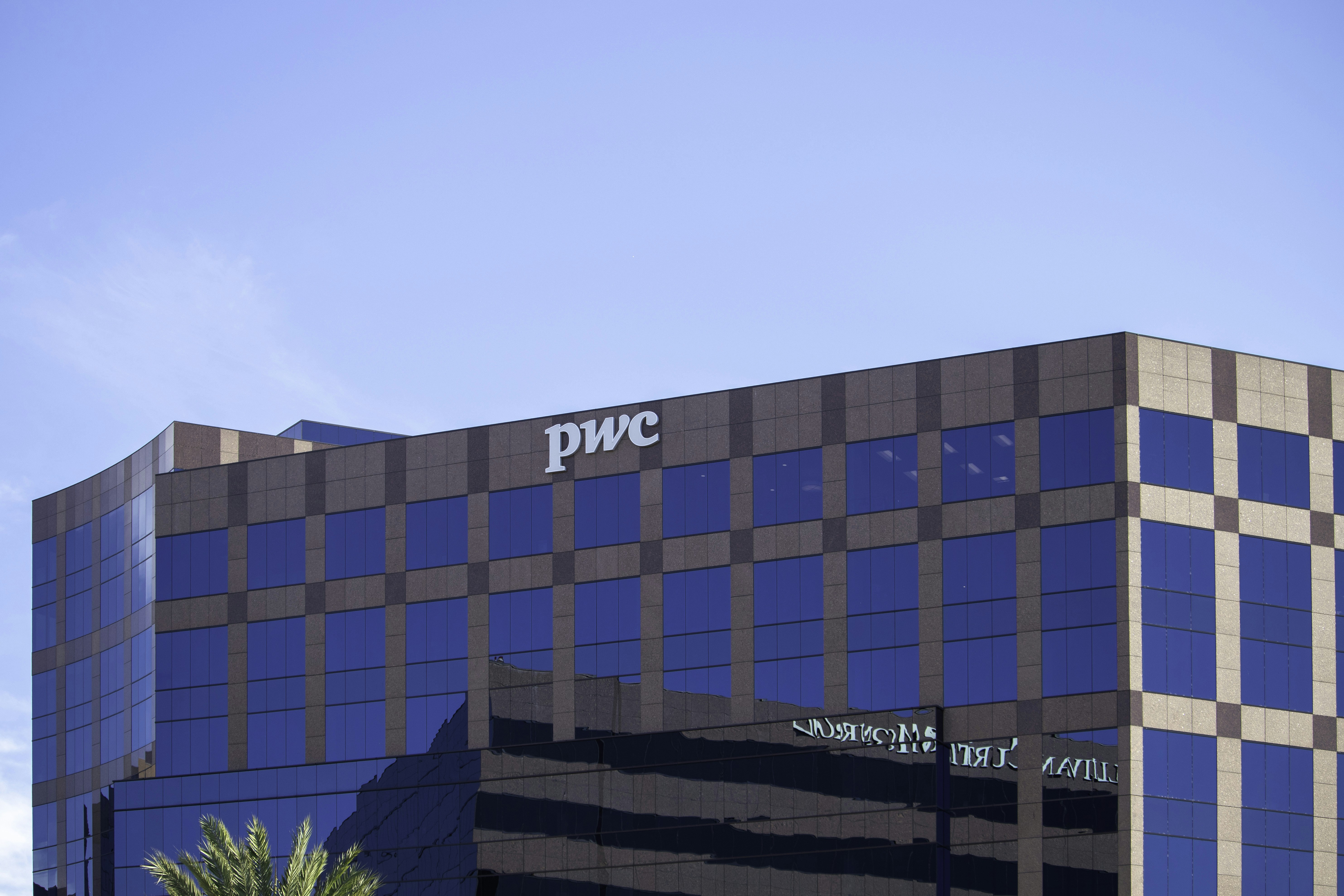 Mejores 3 empresas de AI PBX en Tres Cantos