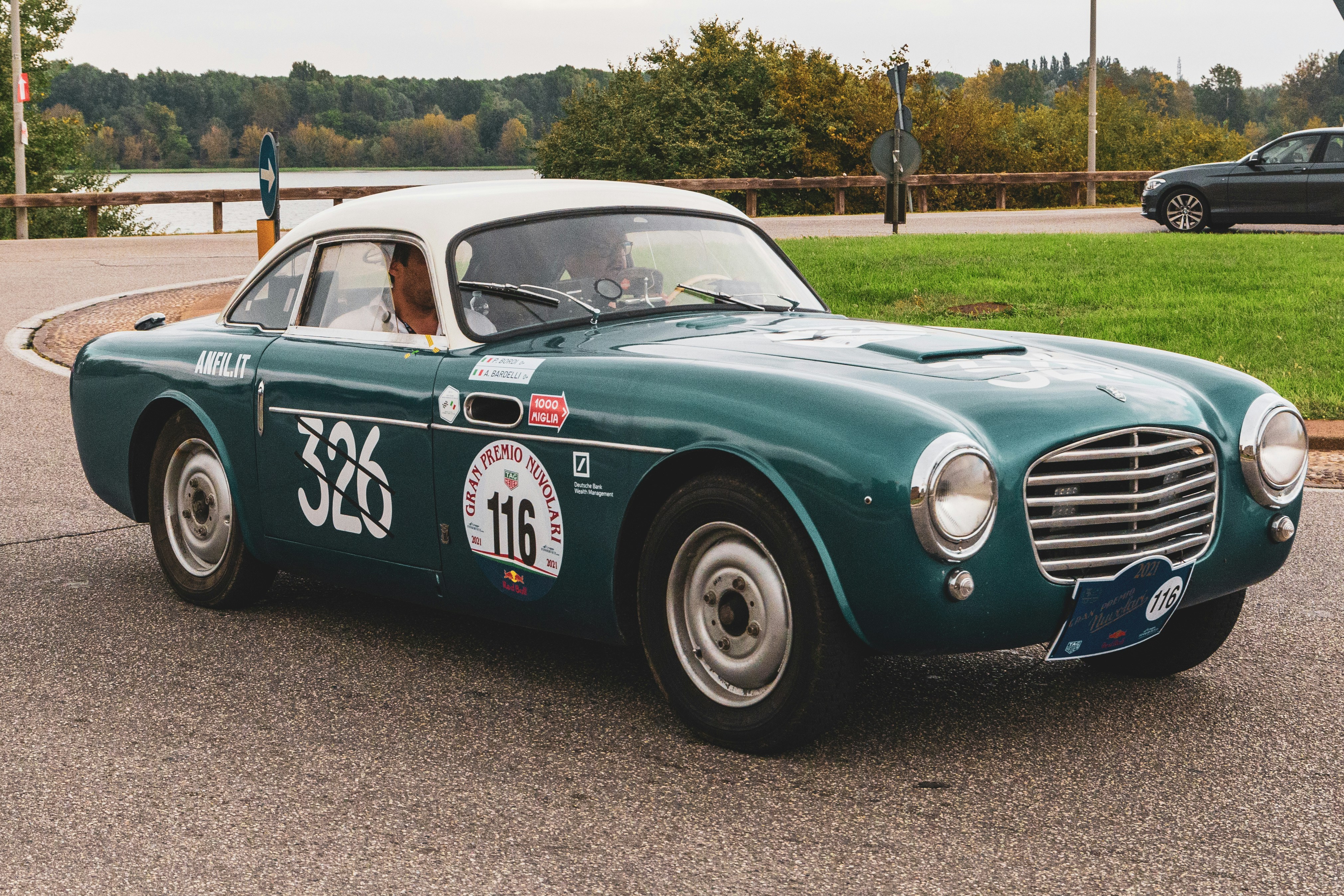 Photo by maxim_klimashin