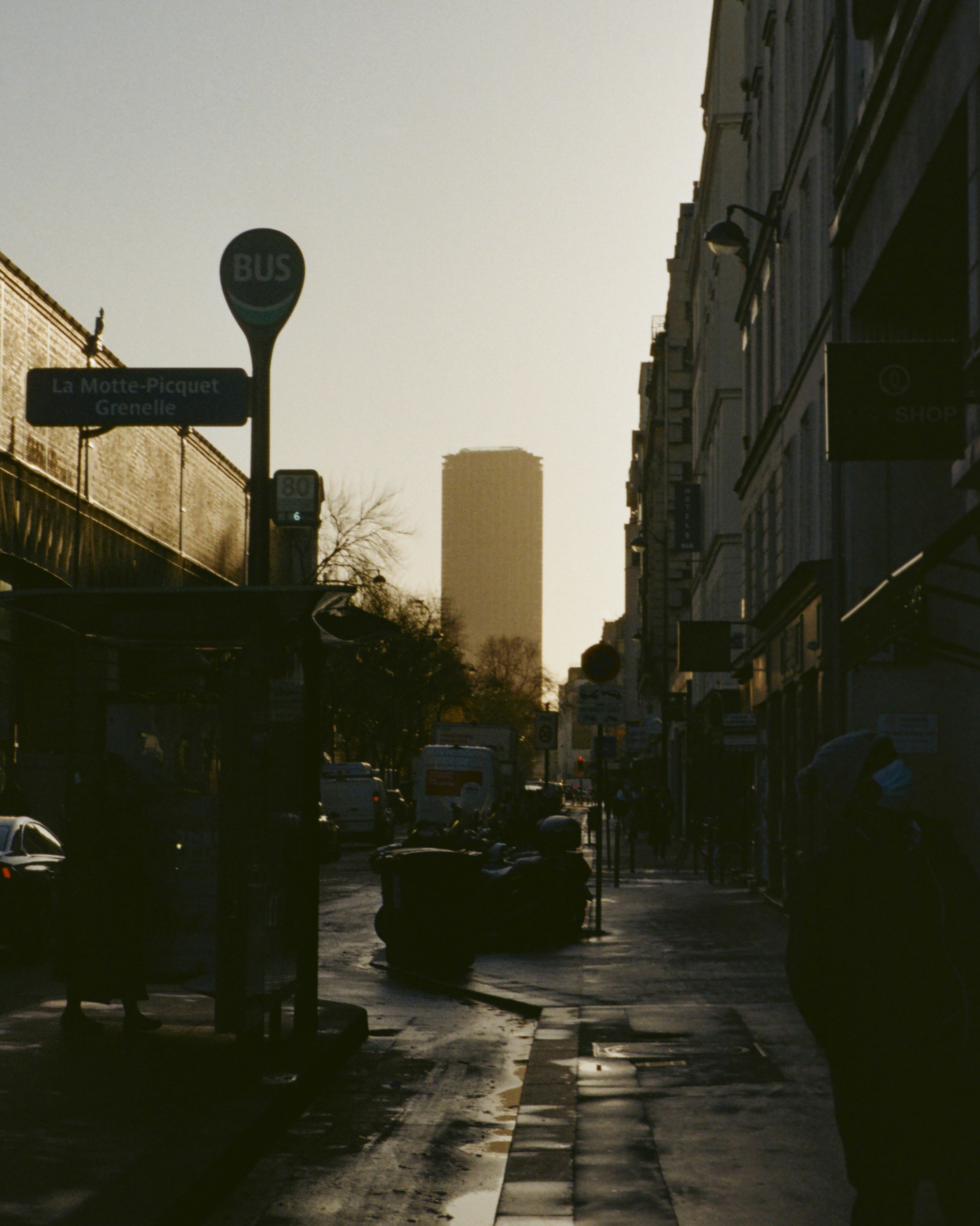 Photo by geoffreychevt