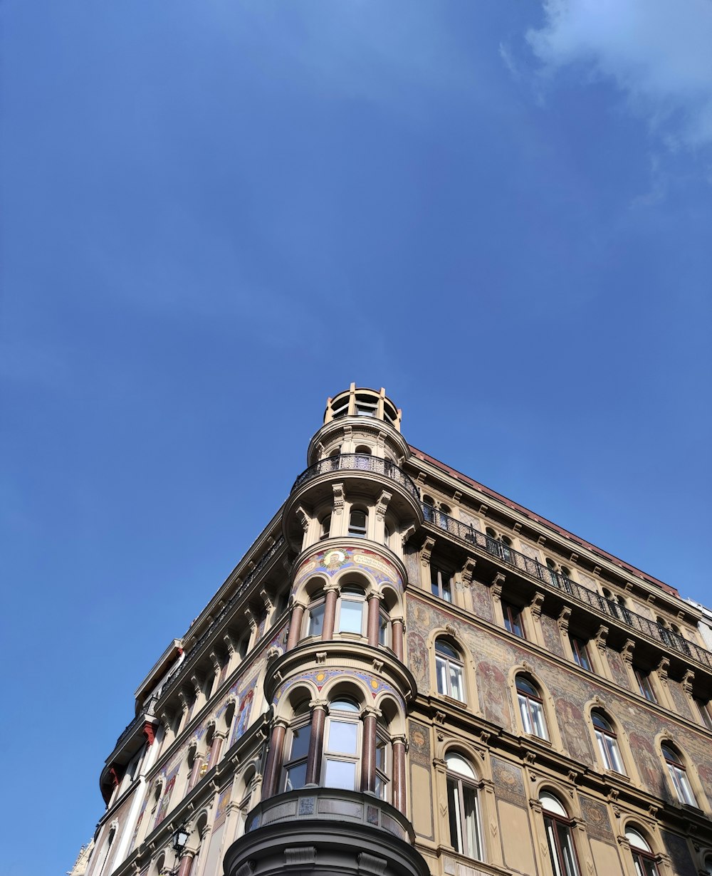 a building with a blue sky