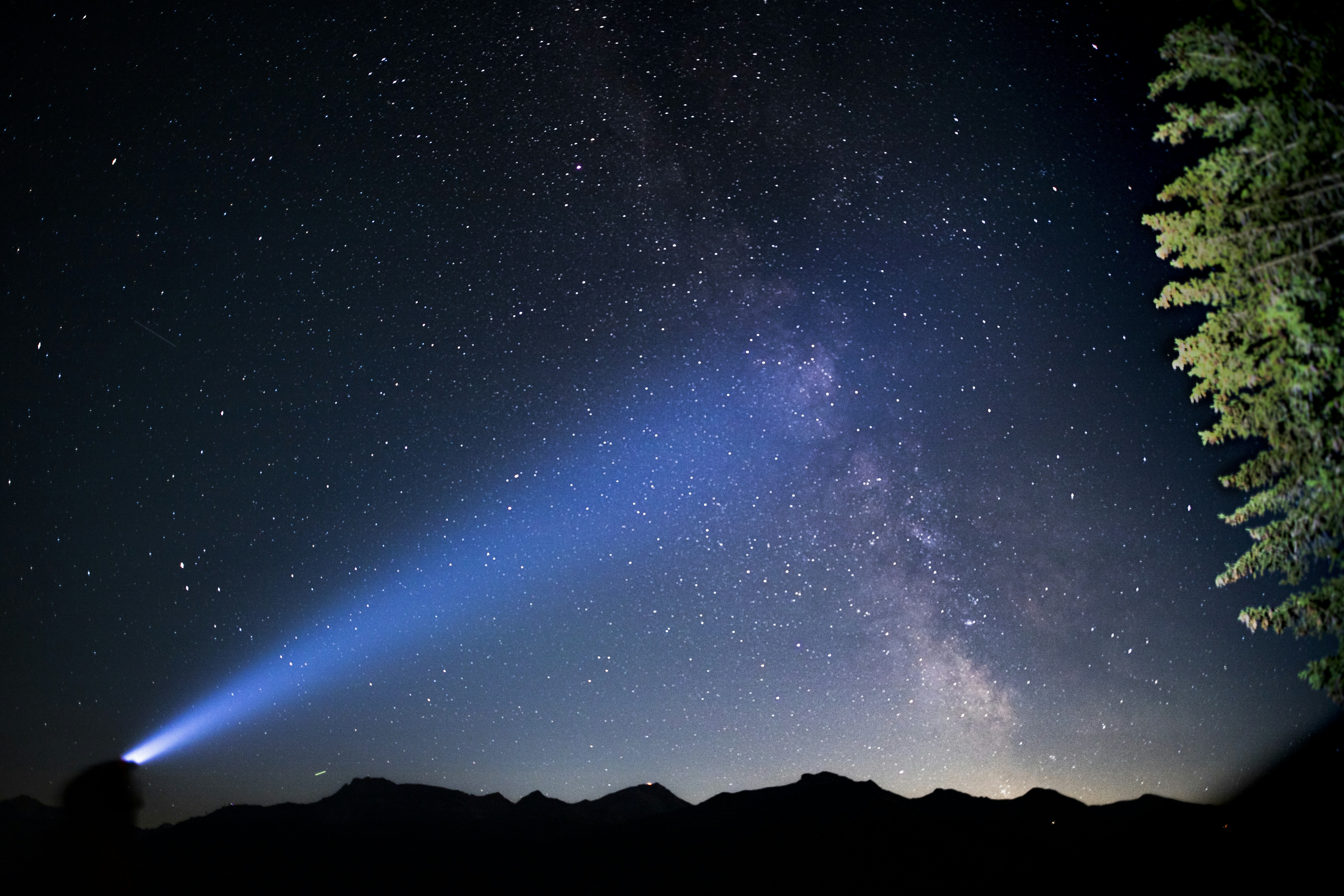 Photo by grischafario