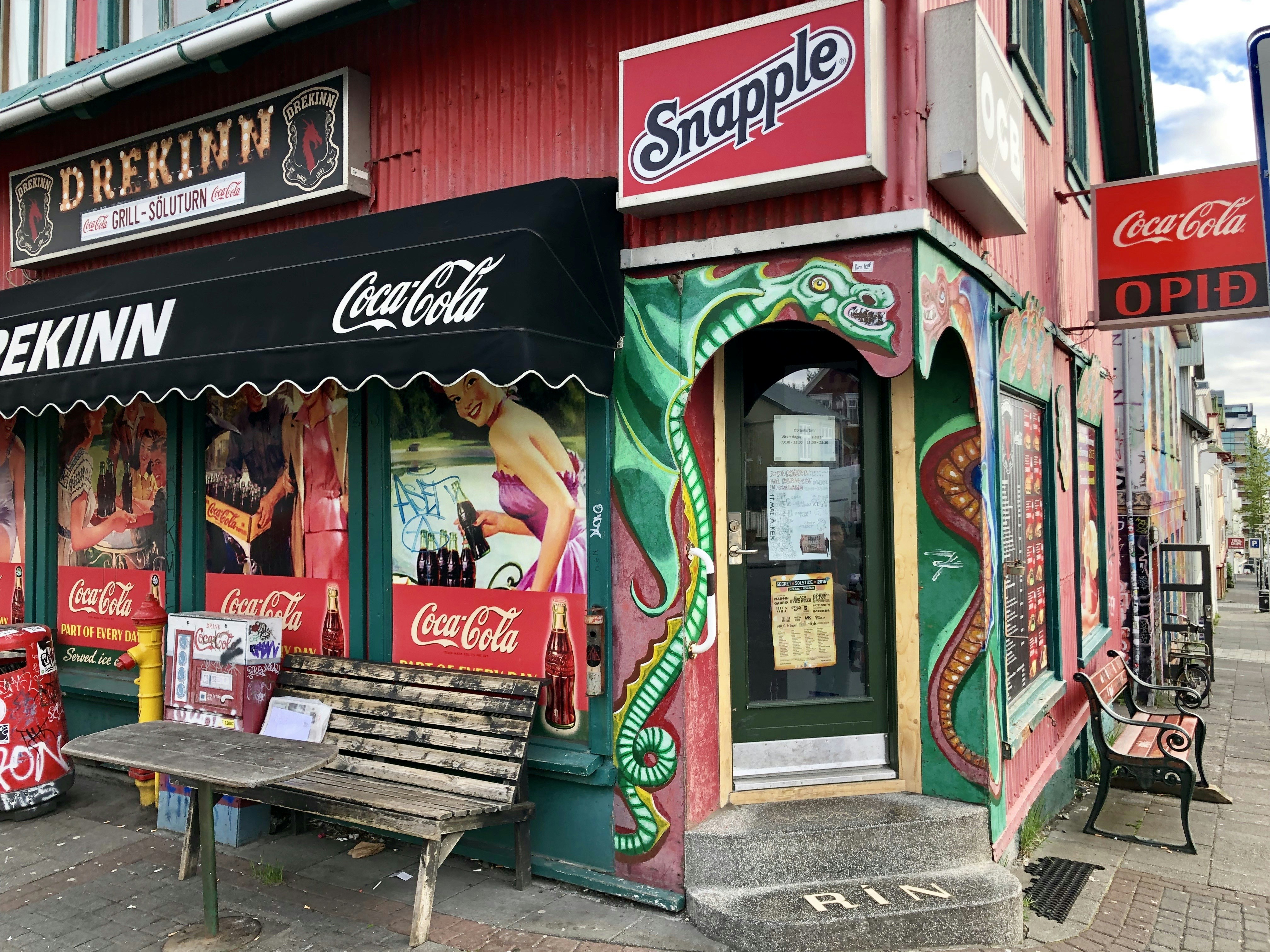 quaint storefronts along a street in downtown Saline - Saline senior living