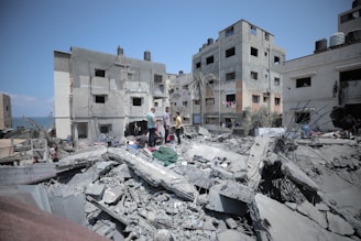 palestine collapse building