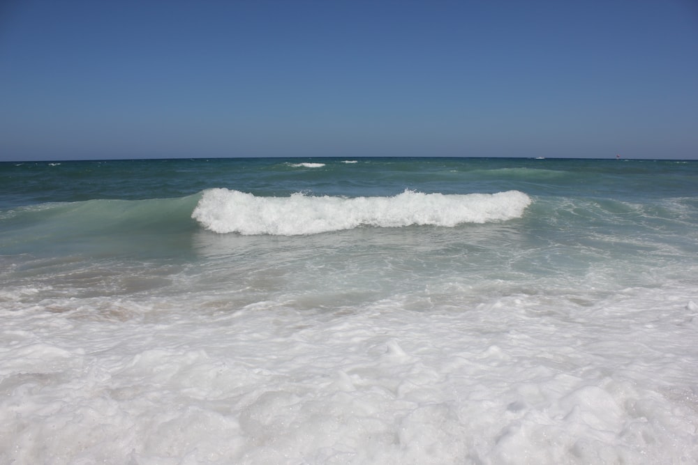 waves in the ocean