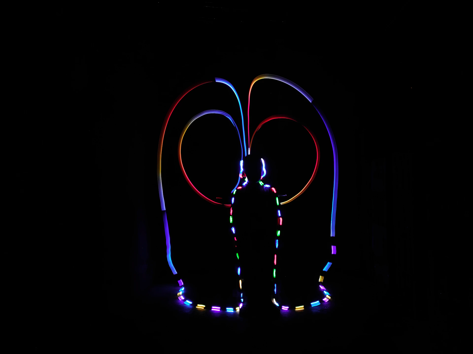 black and white bed linen