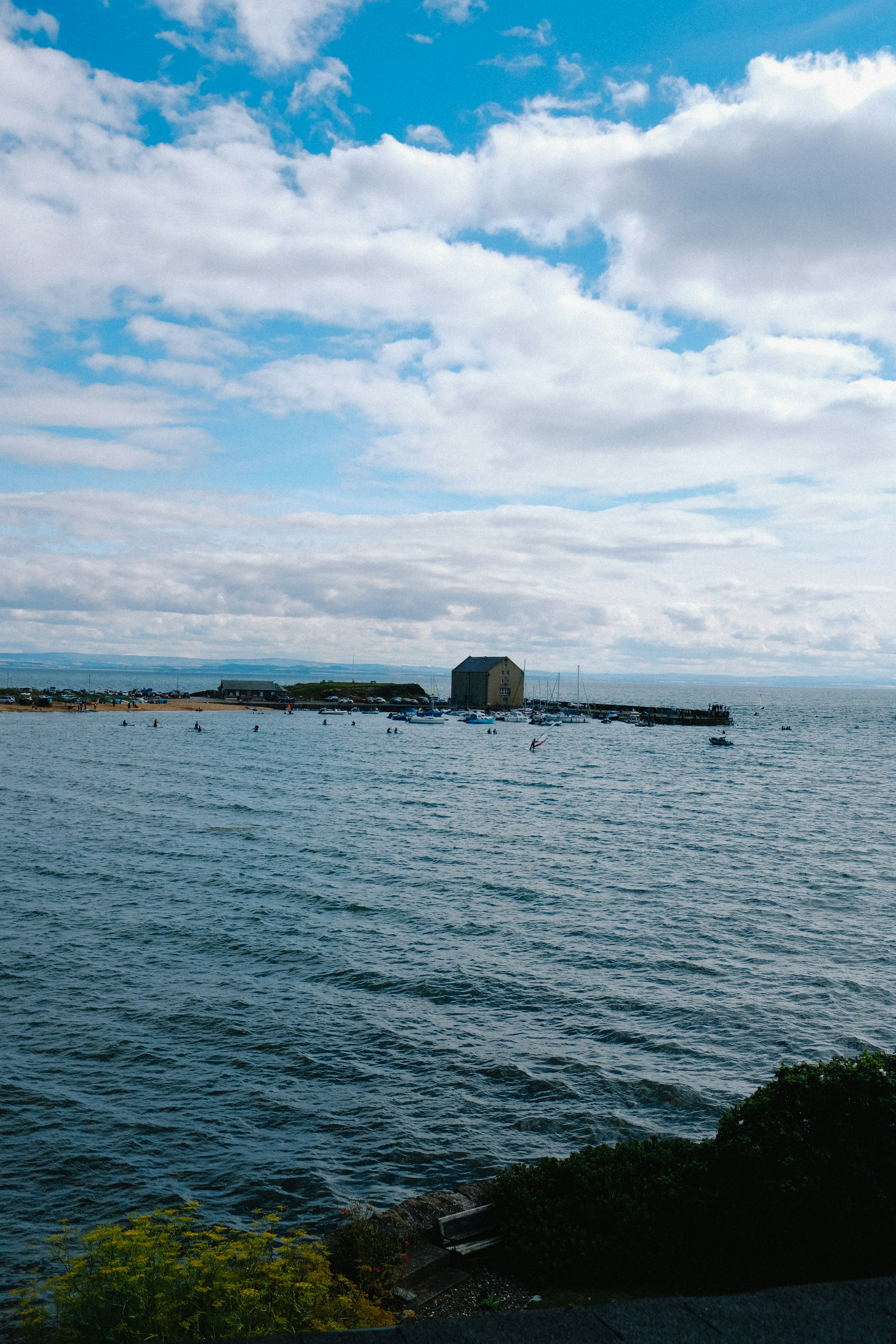 Photo by adrienolichon