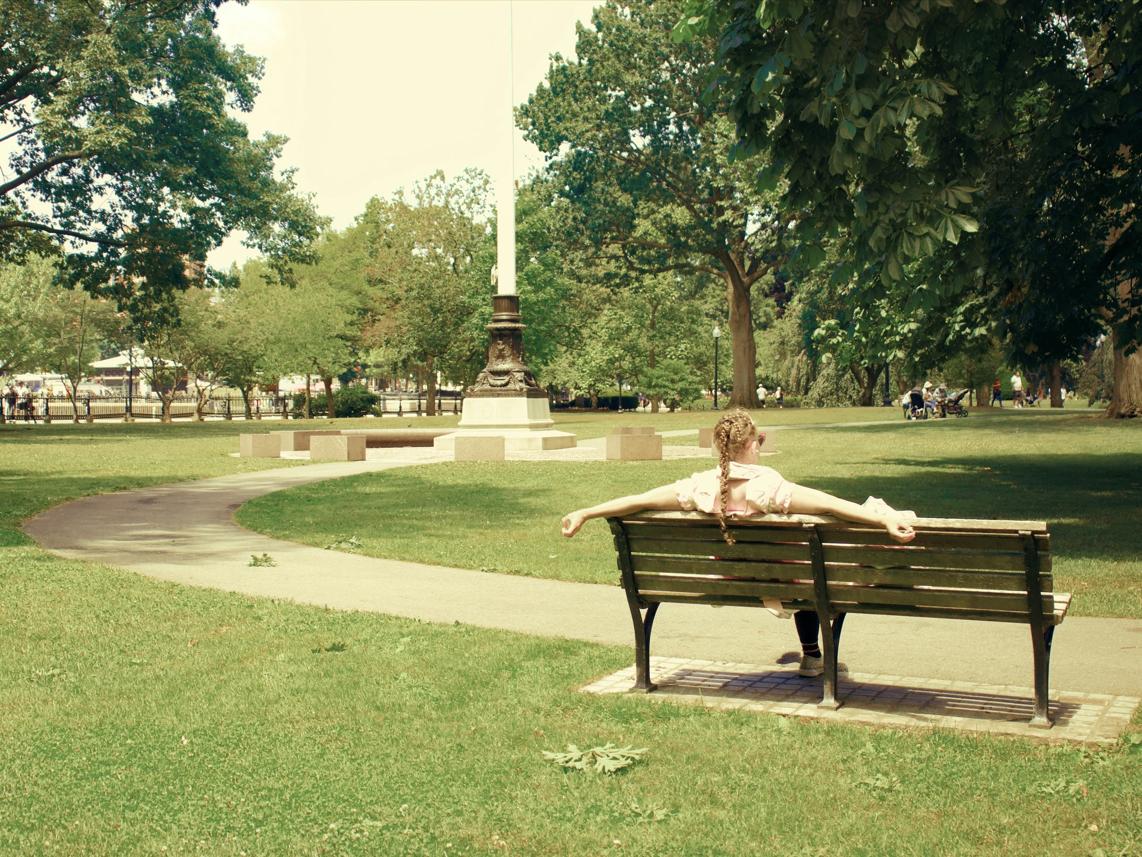 Photo by yiquanzhang