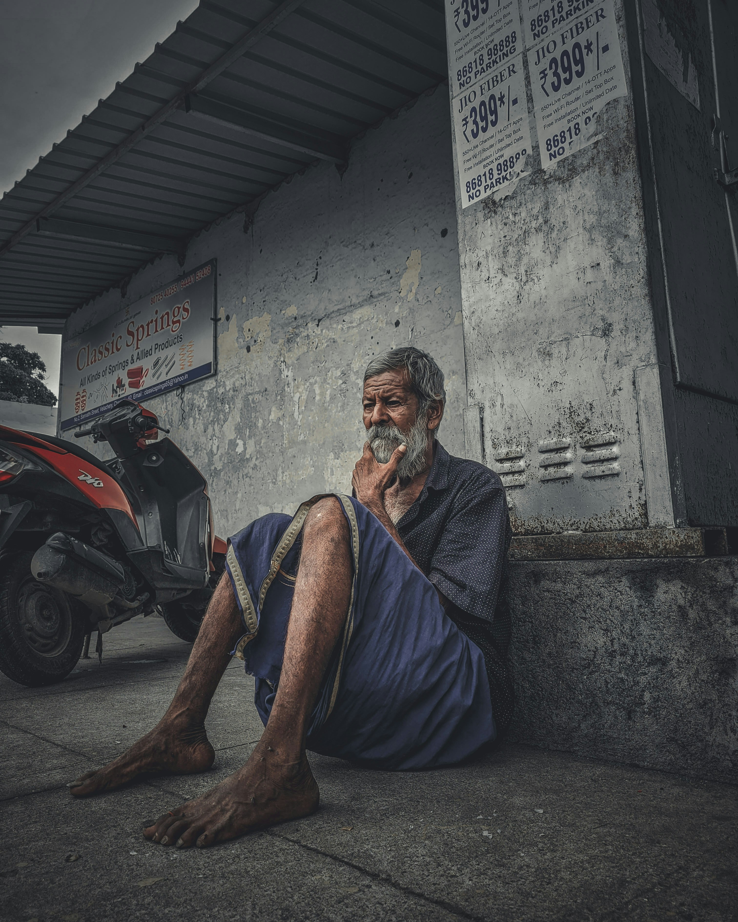 Photo by gautamramuvel