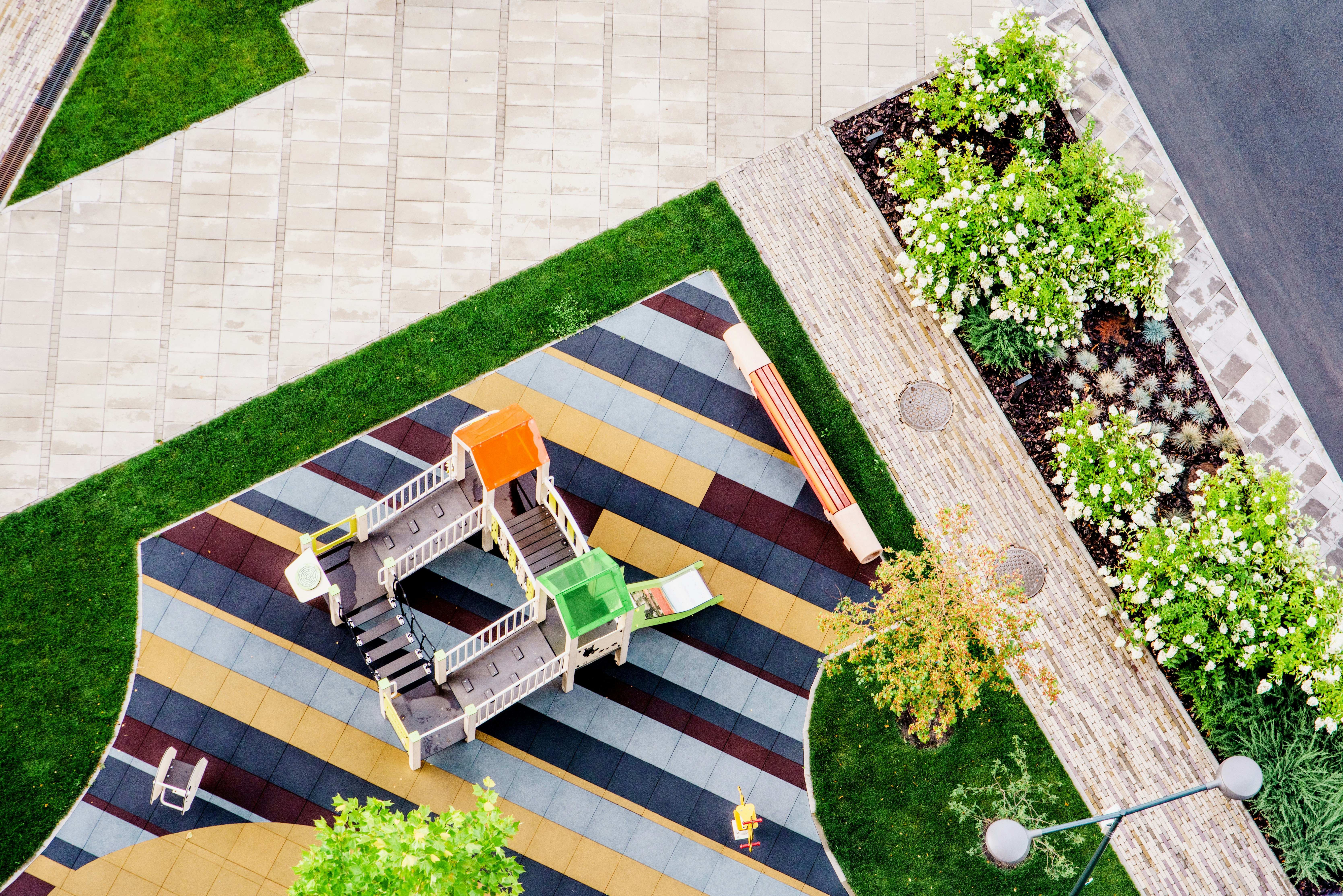 Photo by eugenivy_now