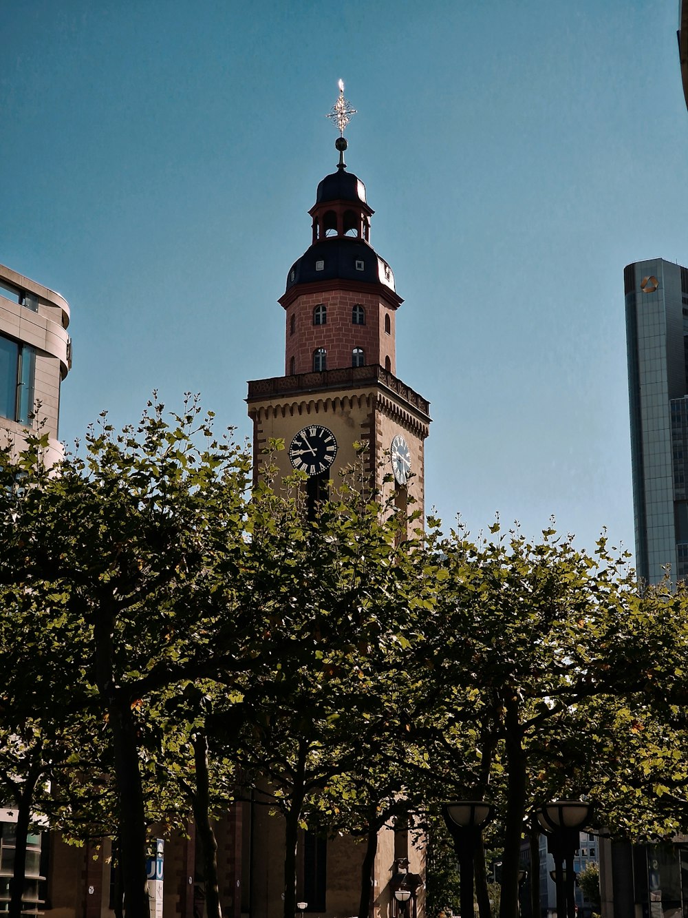 a clock tower in a city