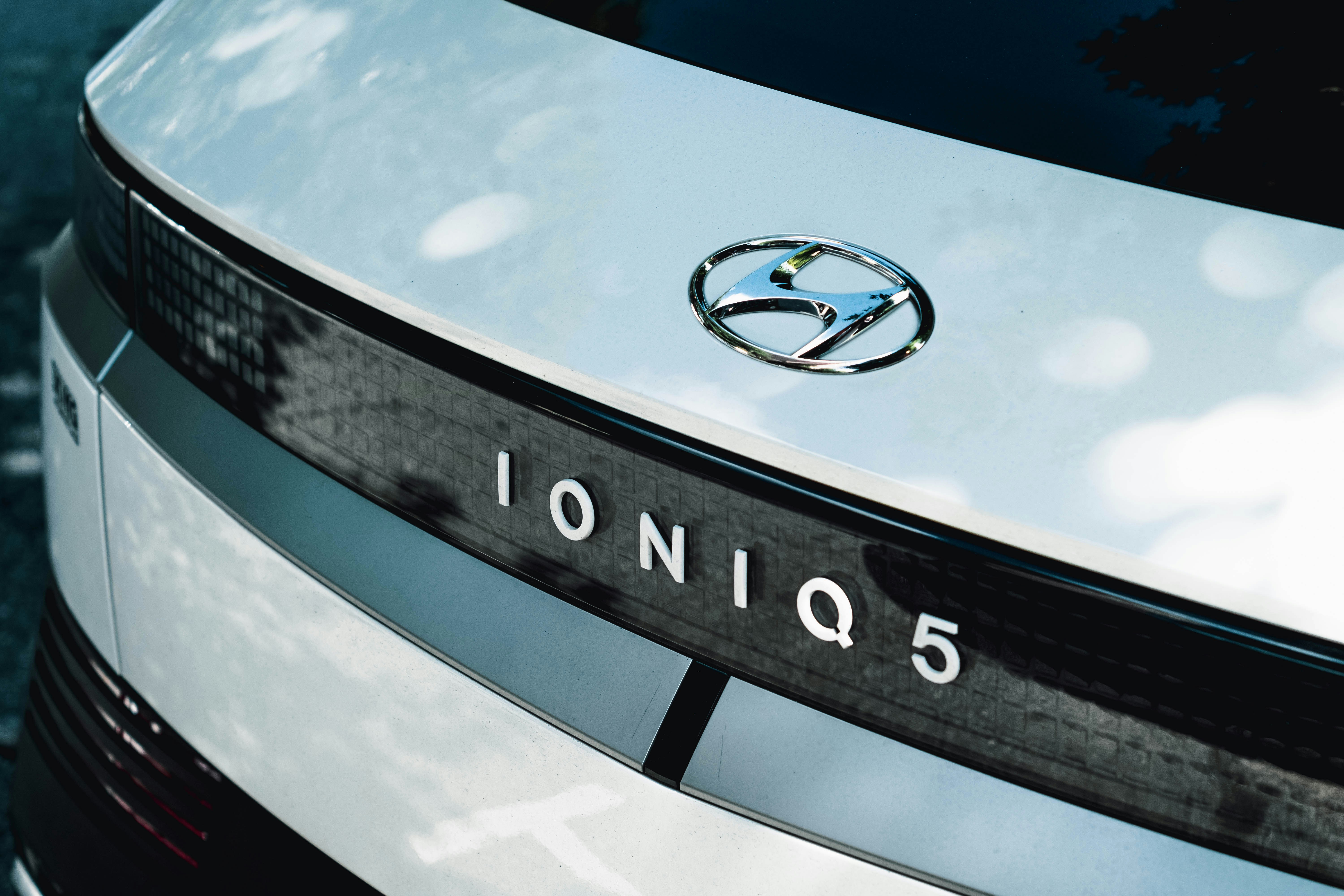 Hyundai IONIQ 3 Aero Hatch Debuts: Redefining EV Design and Usability for Europe