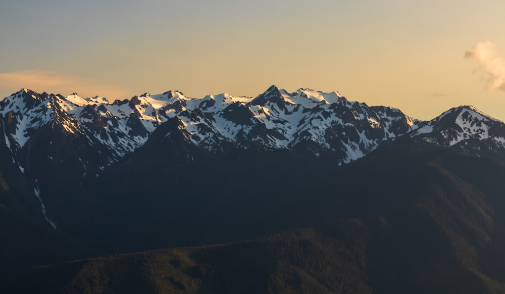 a snowy mountain range