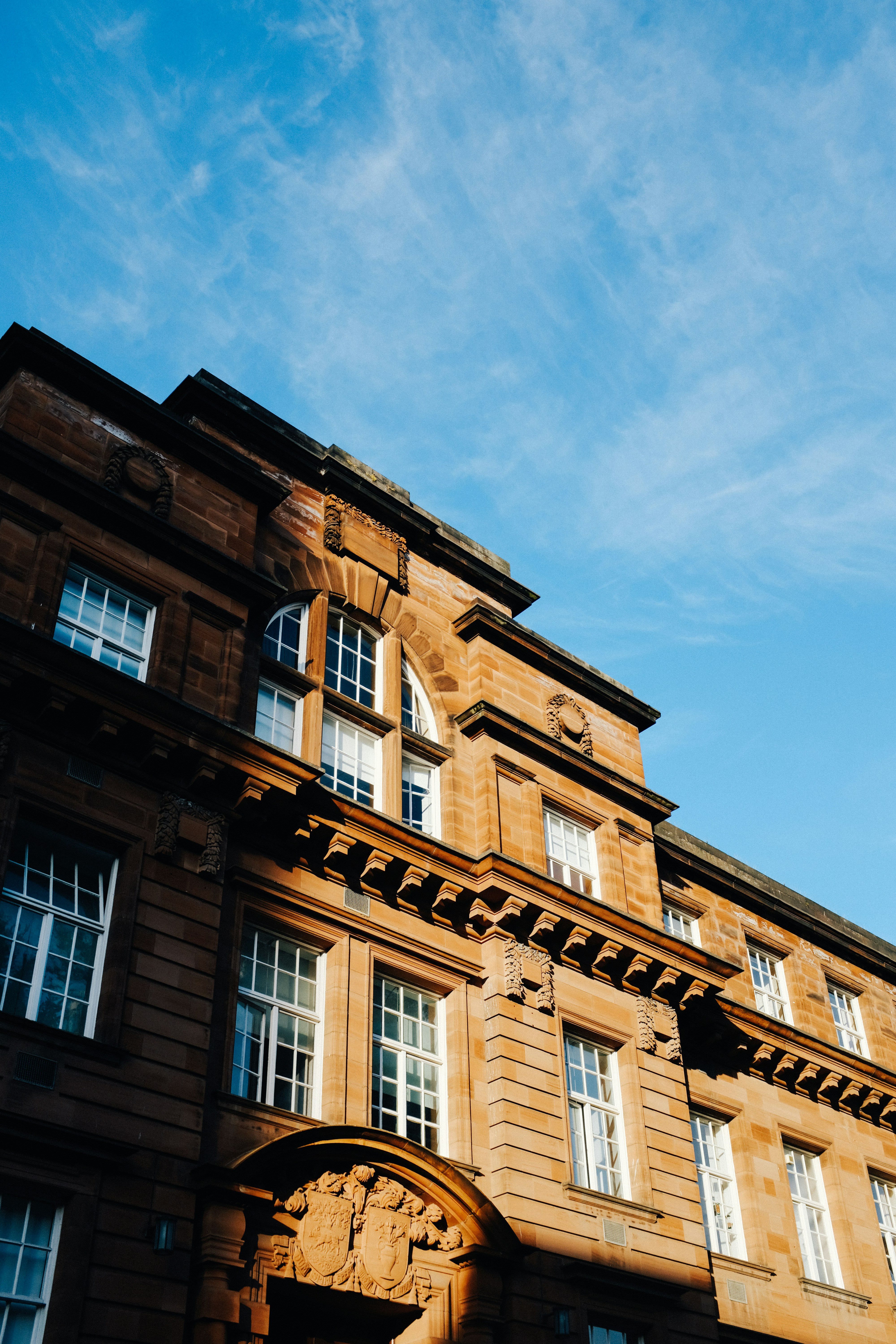 Photo by adrienolichon