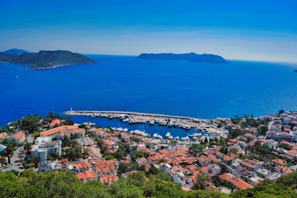 Kaş kıyısının havadan görünümü