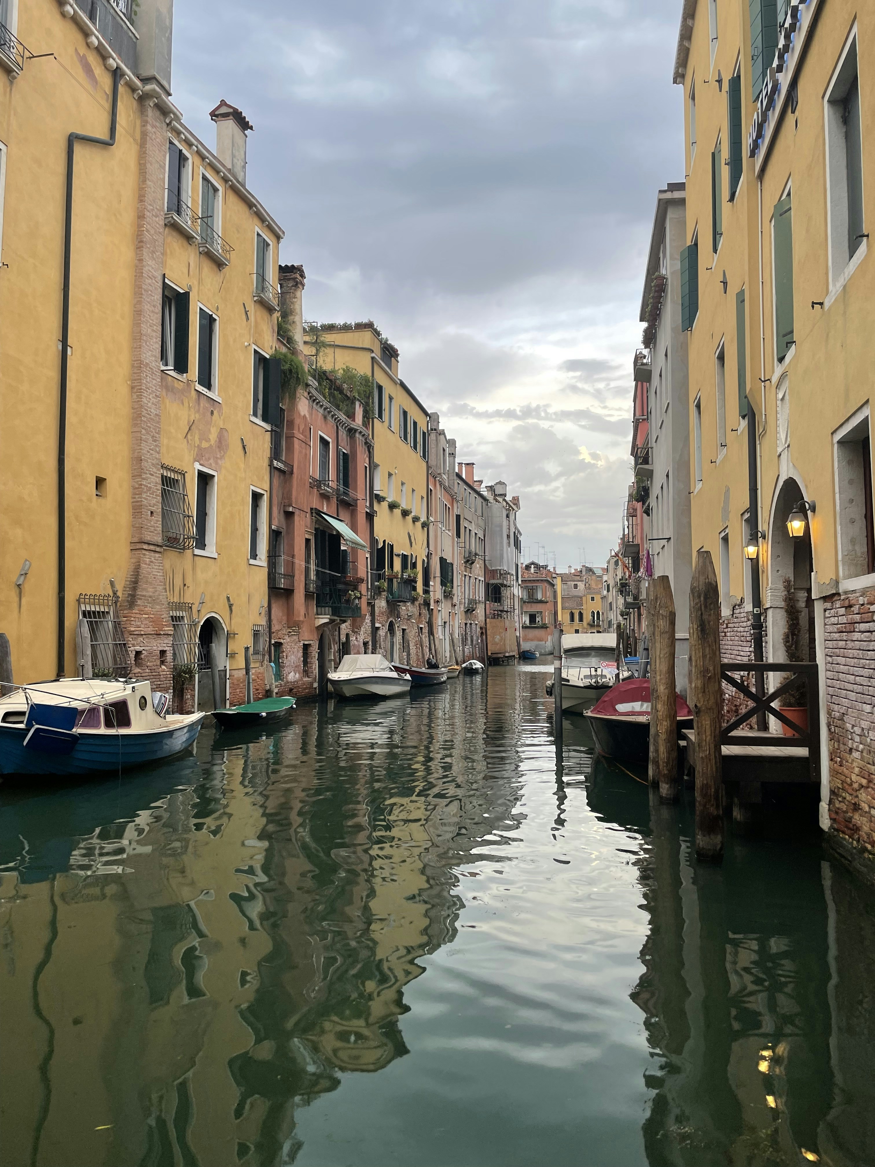 Photo by zafeerlambe