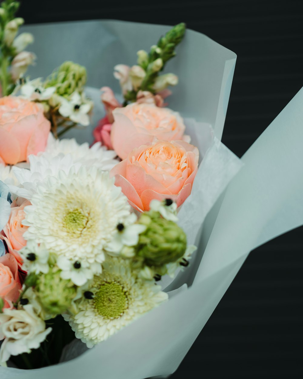 un bouquet de fleurs