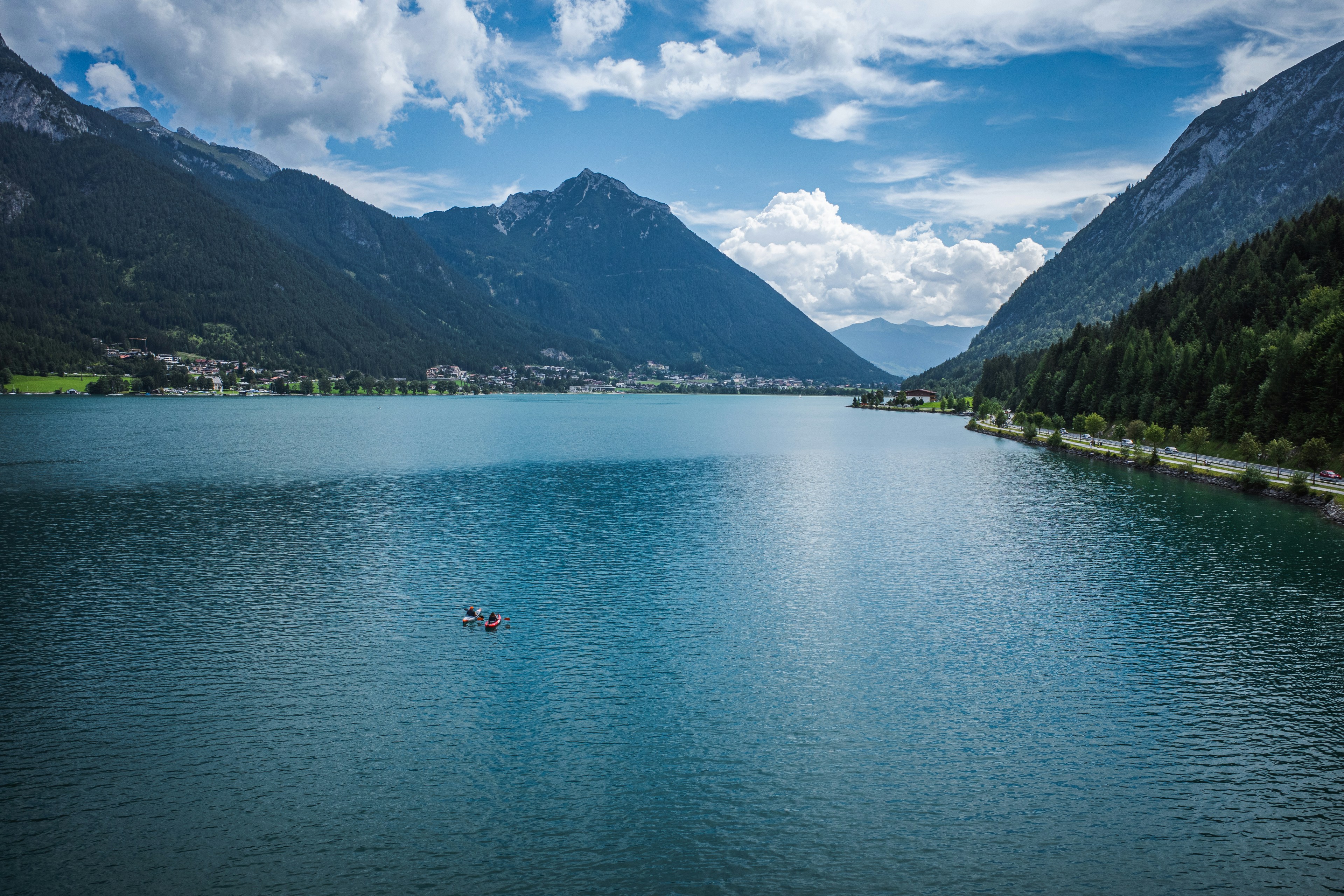 Photo by josefstepanek