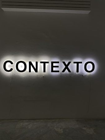 Comprendre le Contexte dans Divers Domaines