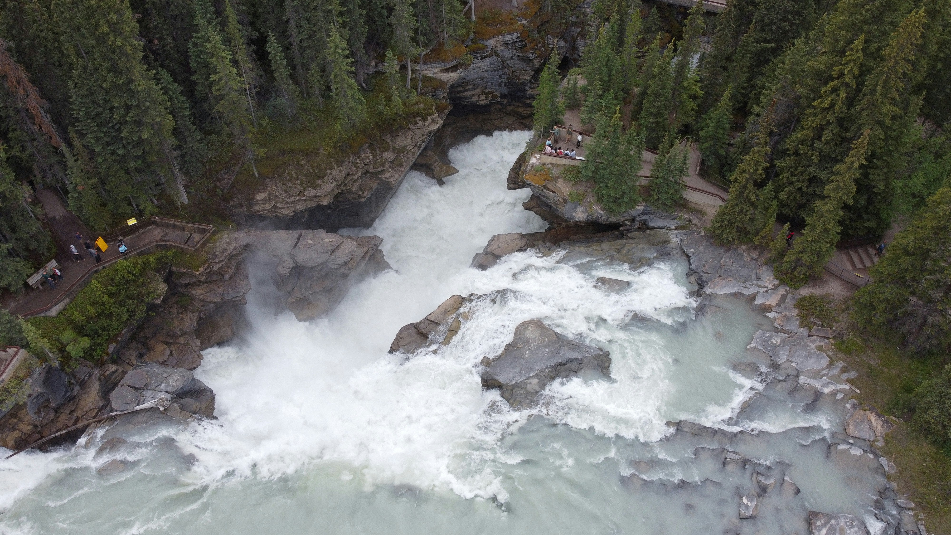 Photo by nobodynotjj