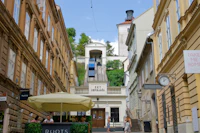 Best Solo Traveler Spots in Zagreb: Where to Eat, Drink, and Connect