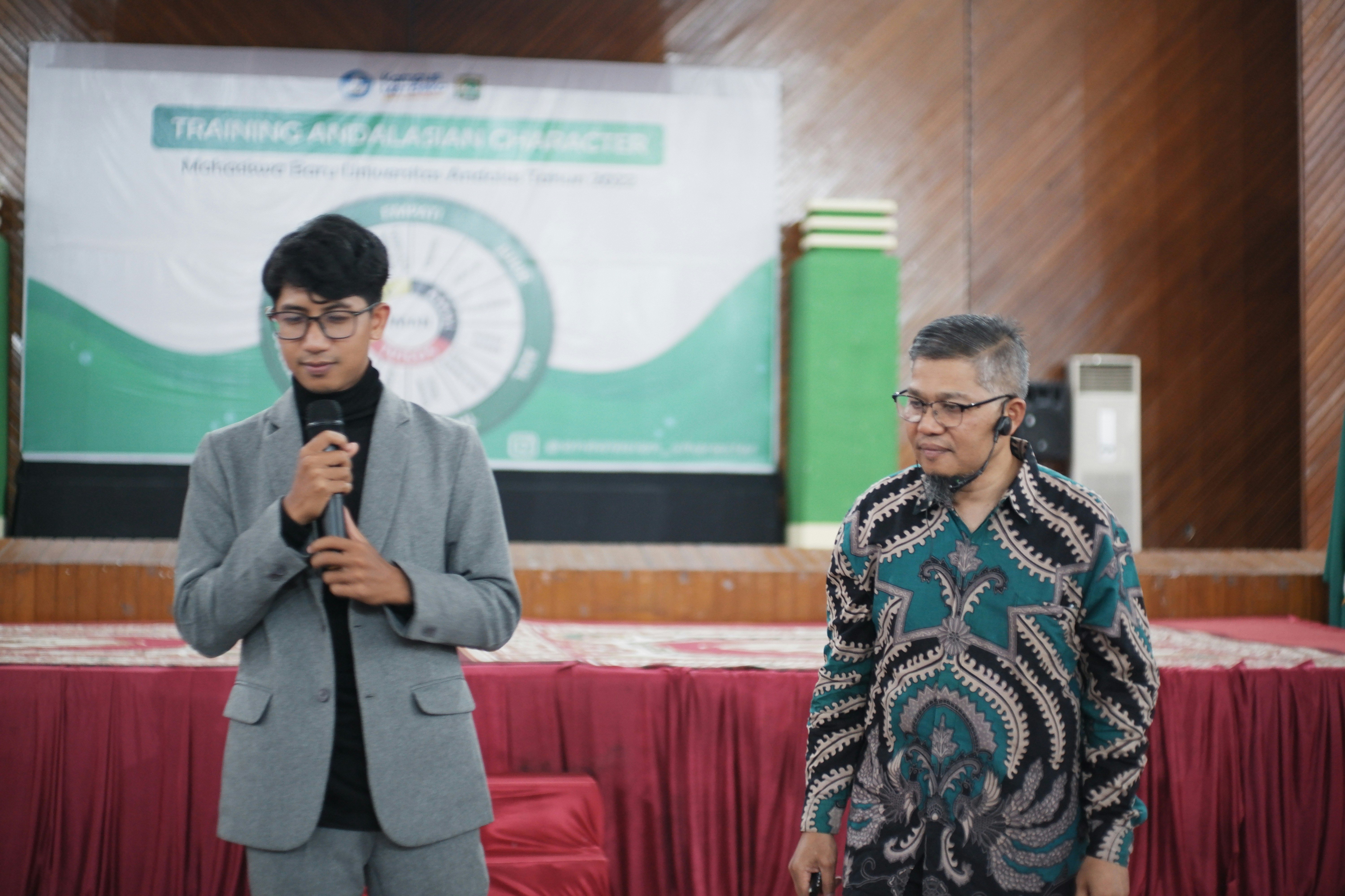 Photo by tinasihgusti