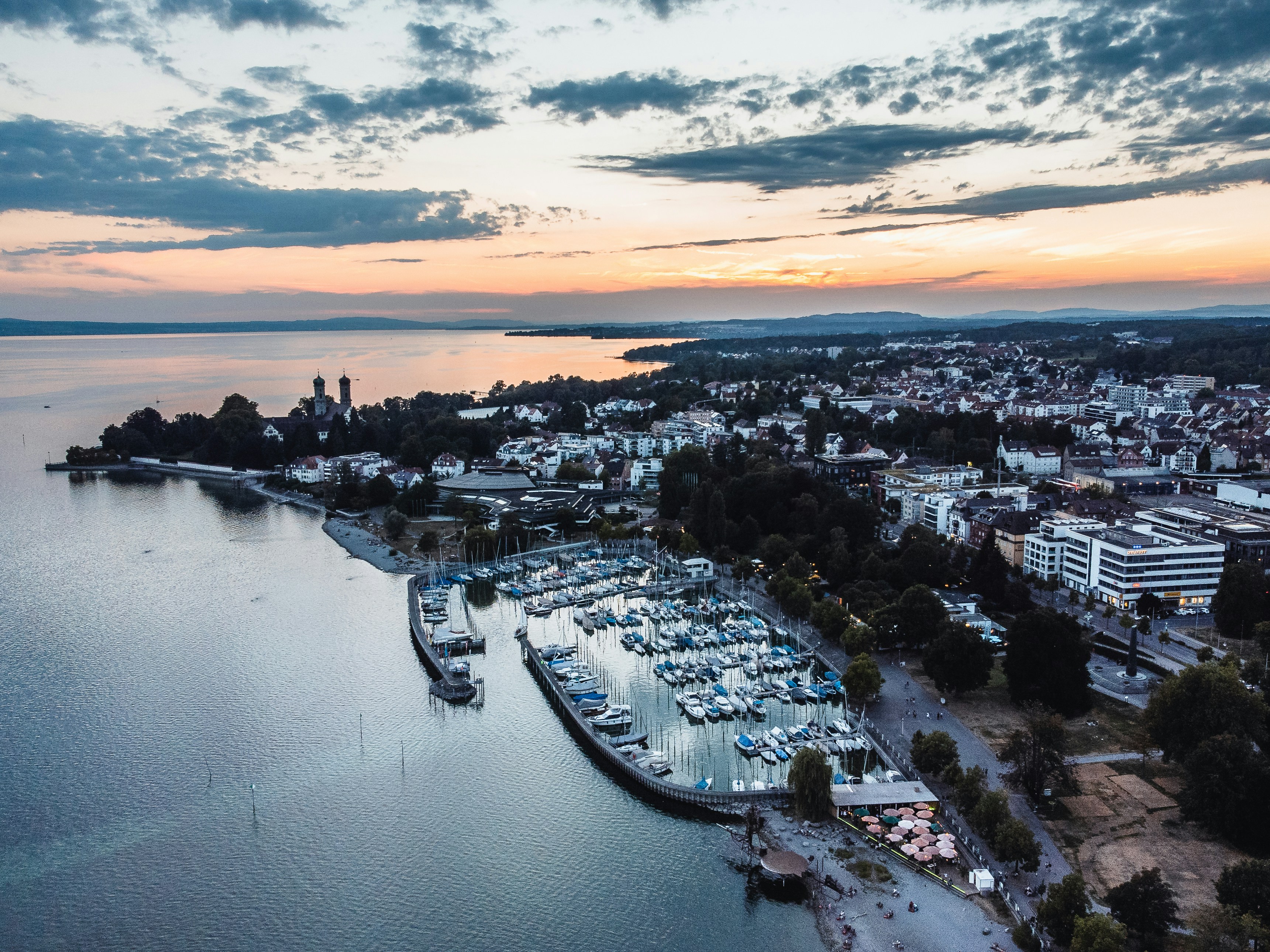 Photo by masoodaslami