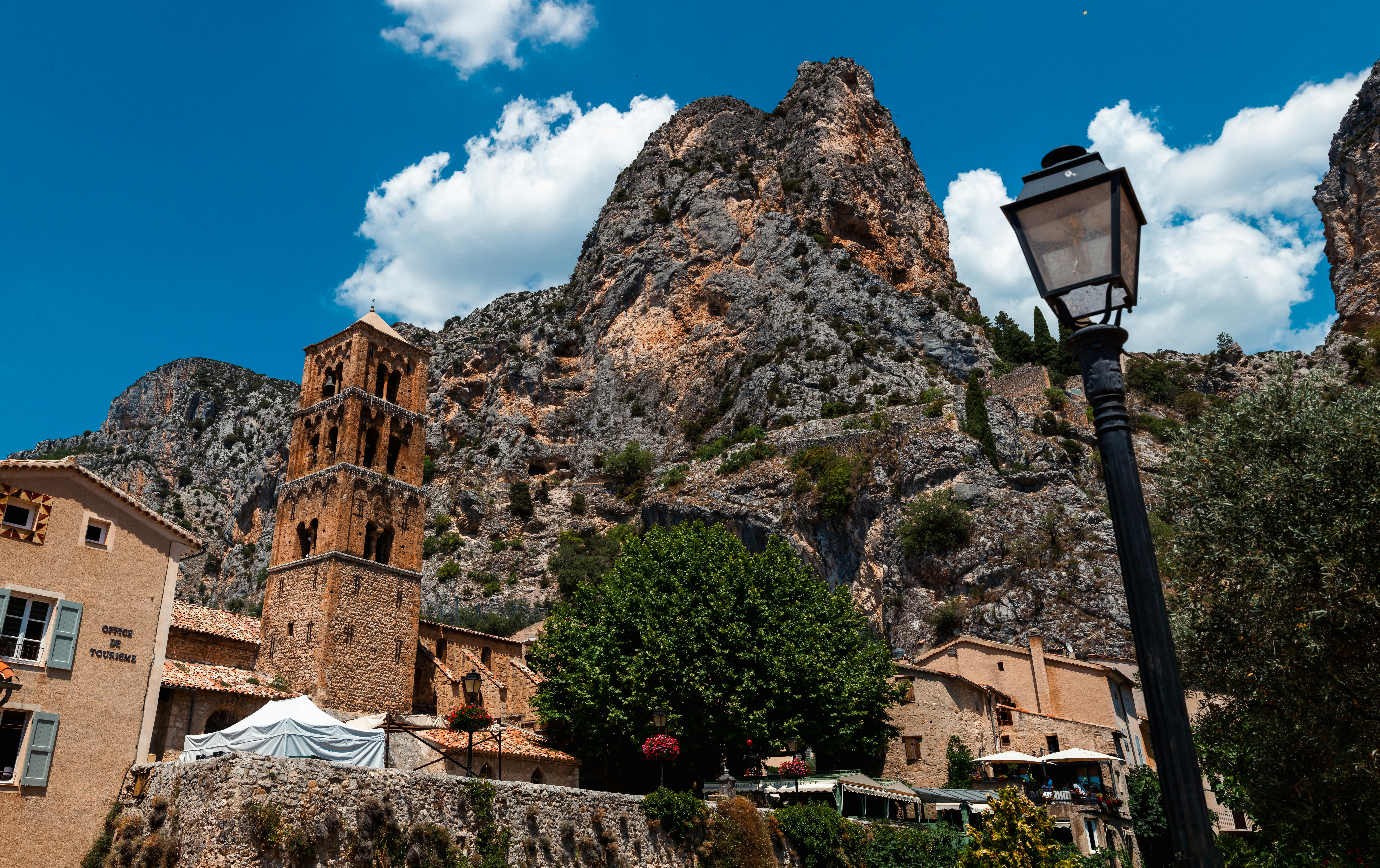 Image by Zhu Yunxiao via Unsplash