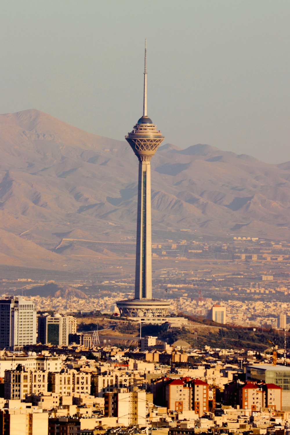 a tall tower in Milad Tower