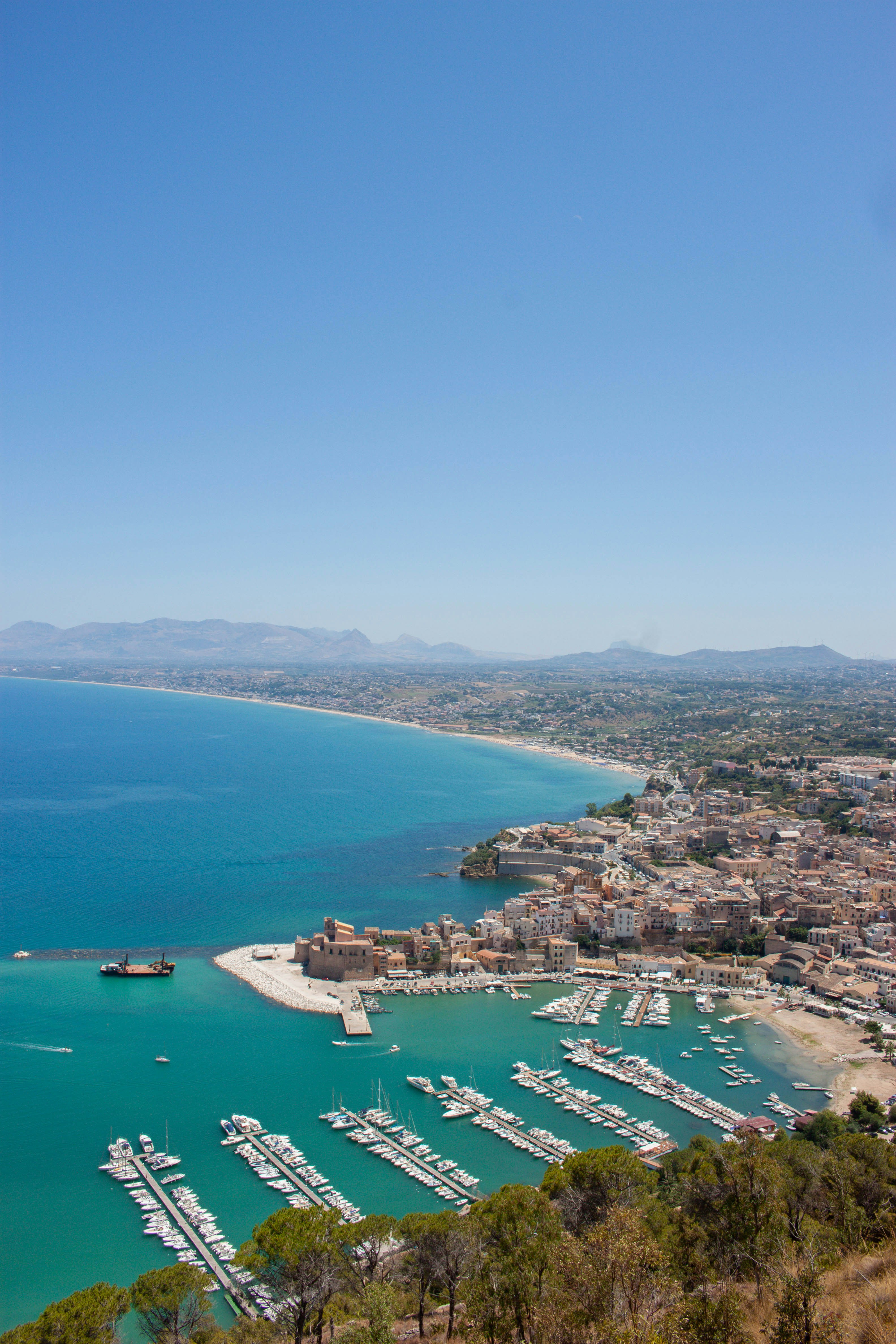 Photo by kamillaisalieva