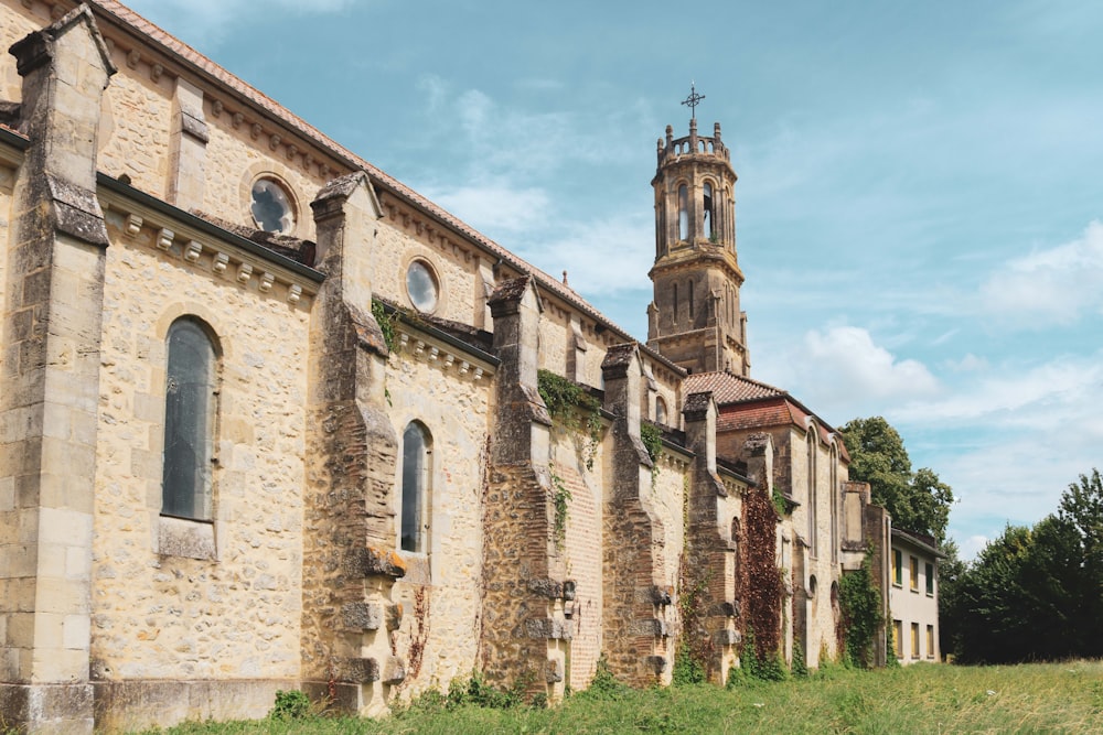 a stone building with a tower