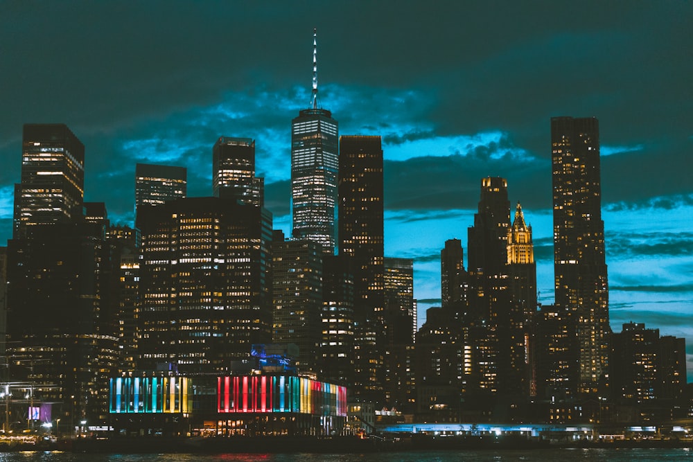 a city skyline at night