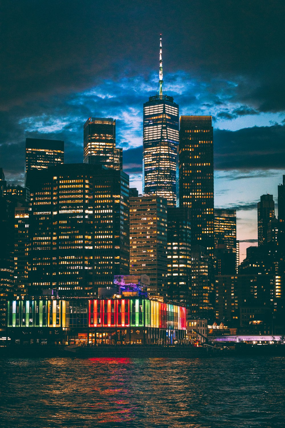 a city skyline at night