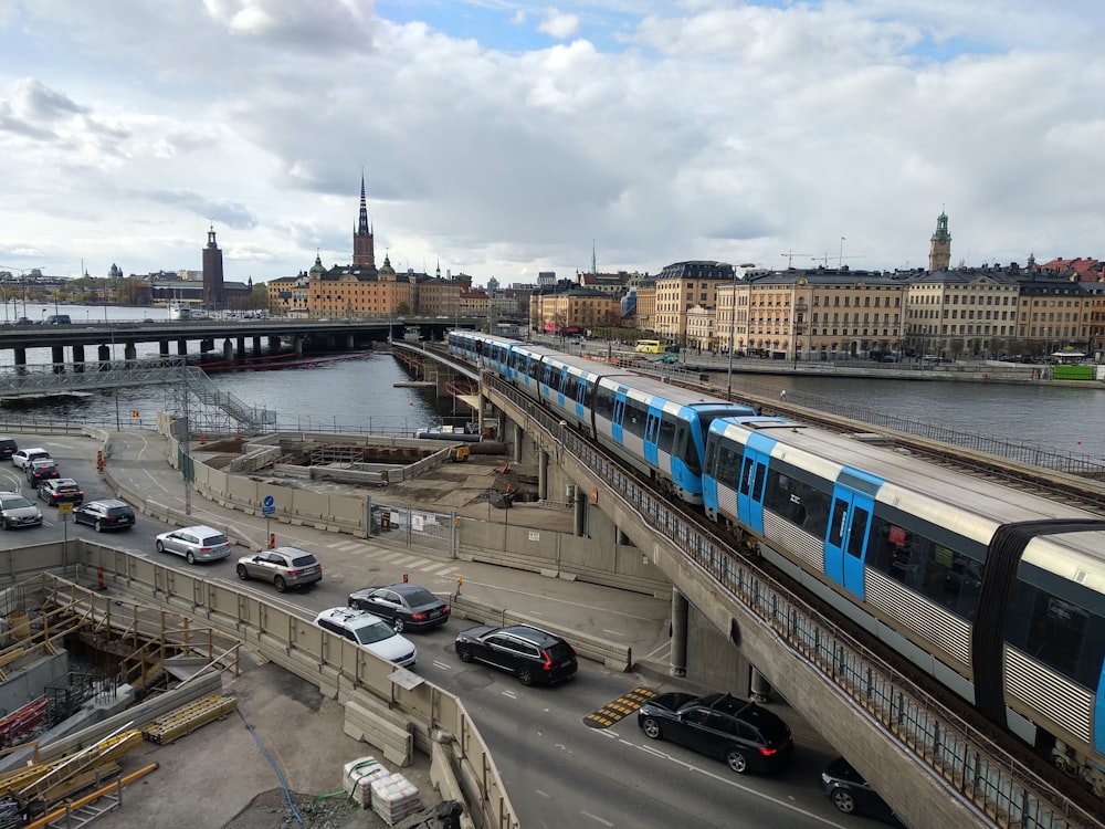 a train going by a city