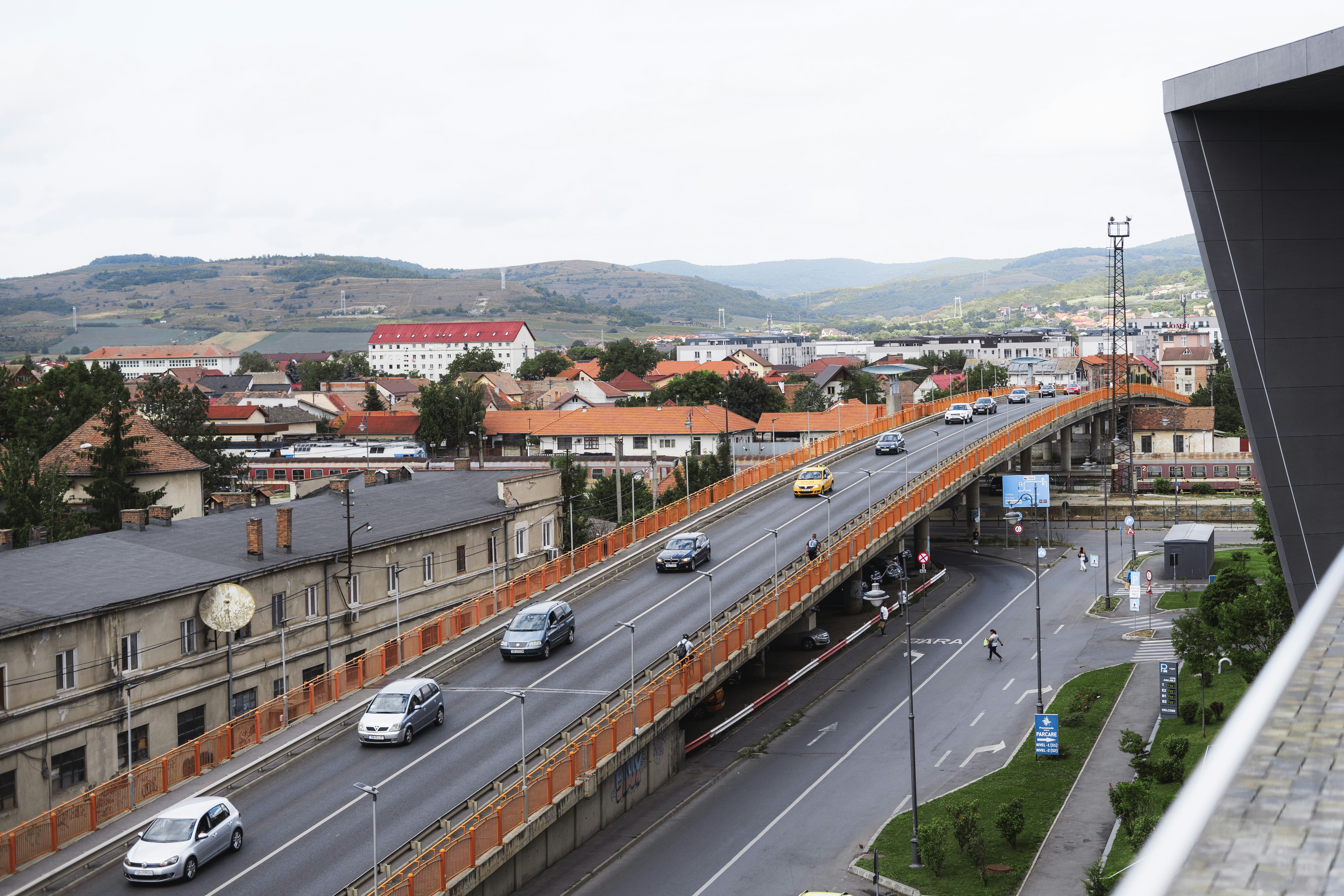 a busy highway with cars