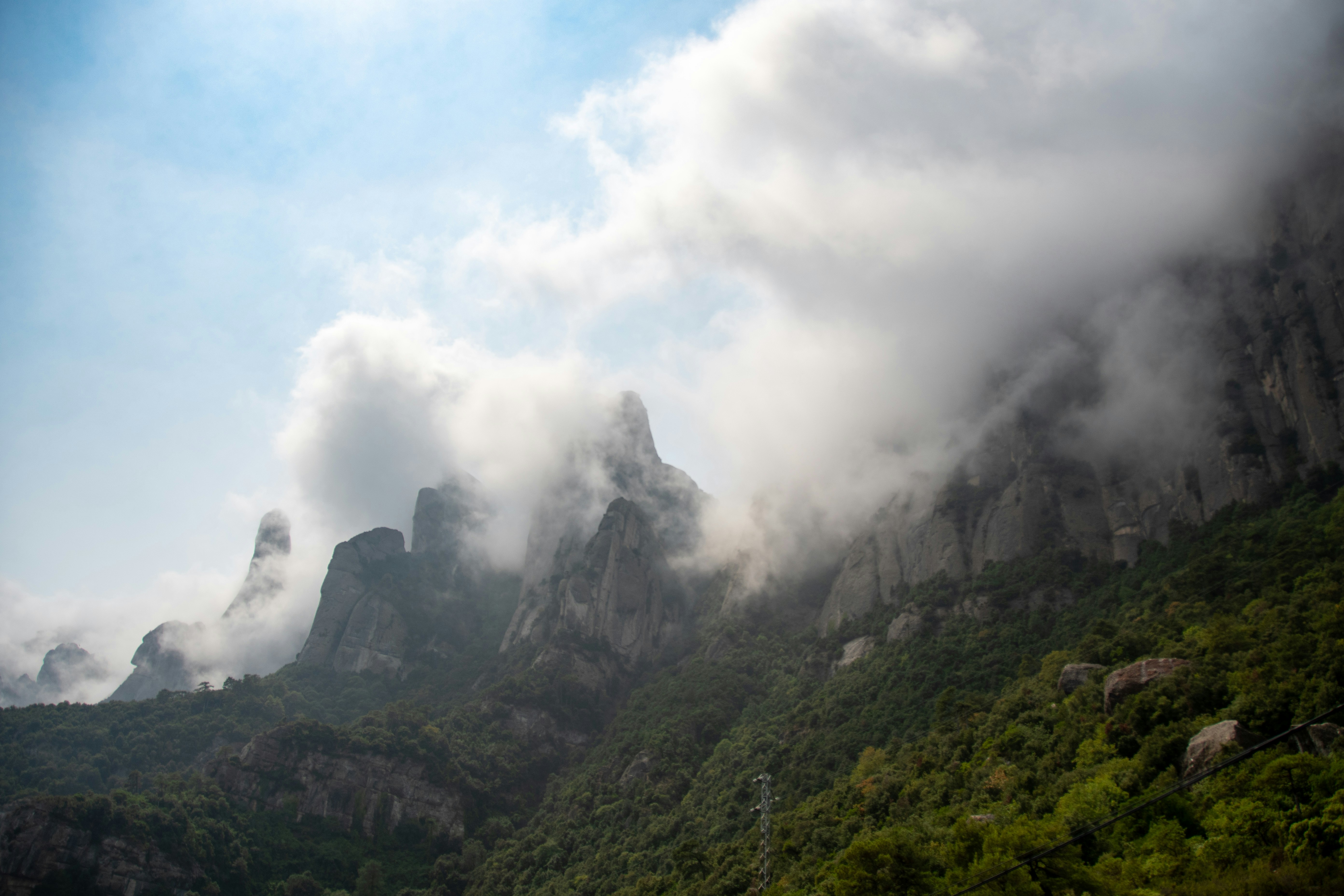 Stay online in the Montserrat with a prepaid eSIM from eSIMlii. Instant activation, no roaming charges, and reliable coverage.