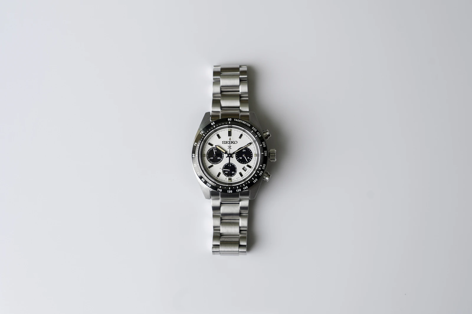 Seiko Speedtimer panda chronograph, top view