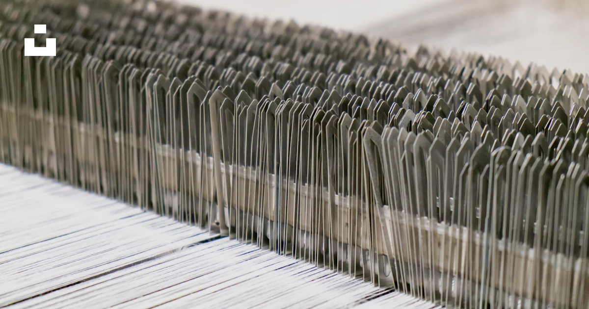 Upstract Wire A close-up of a bunch of wire photo – Free Sweden Image on Unsplash