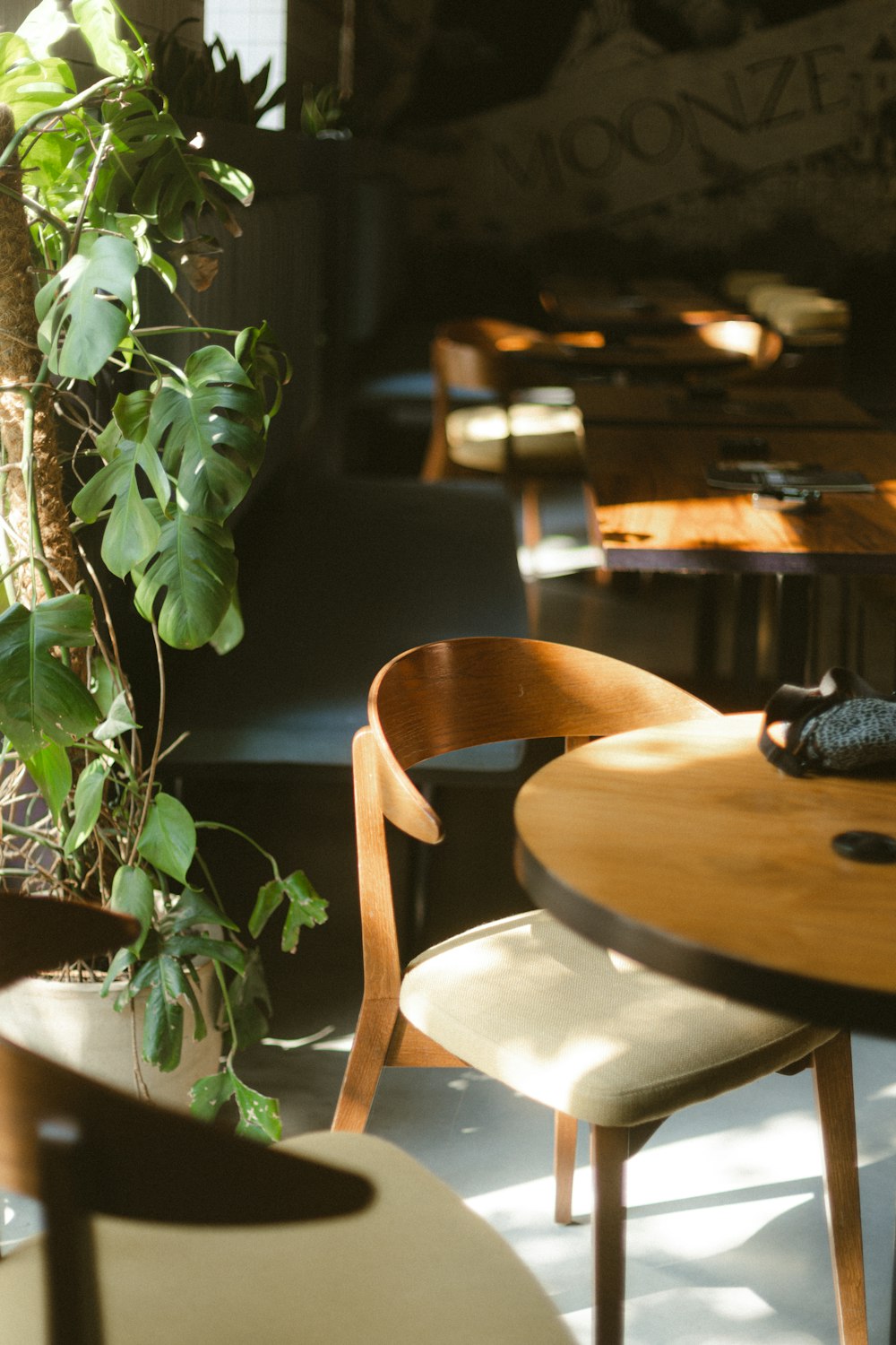 a table and chairs in a room