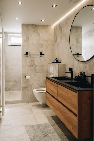 Bathroom and installation wood vanity unit
